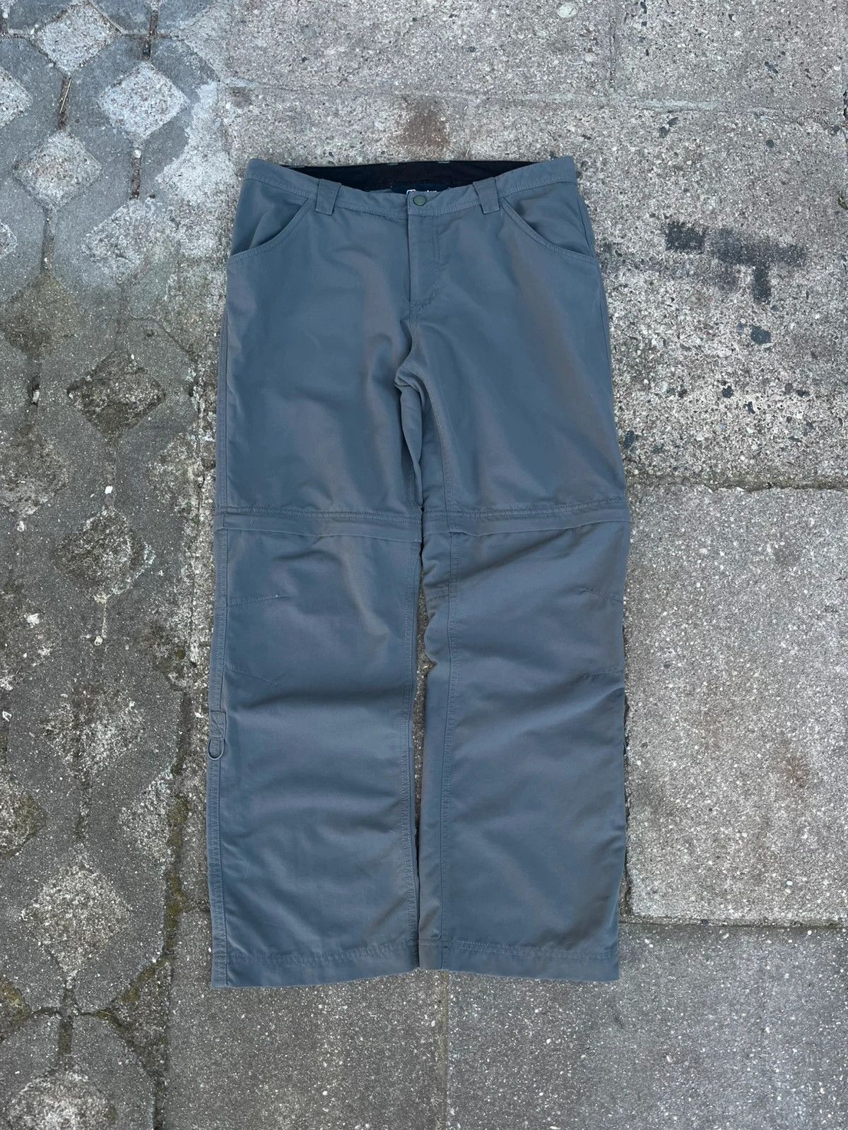 Berghaus Berghaus Grey Womens Outdoor Hiking Pants 12 Size 34" / US 12 / IT 48 - 1 Thumbnail