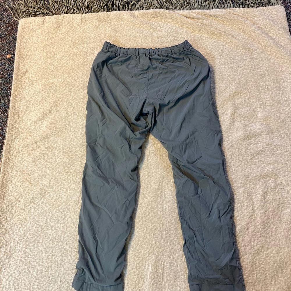 Designer Uni Qlo army green pants with fleece inside medium Size 32" / US 10 / IT 46 - 5 Thumbnail