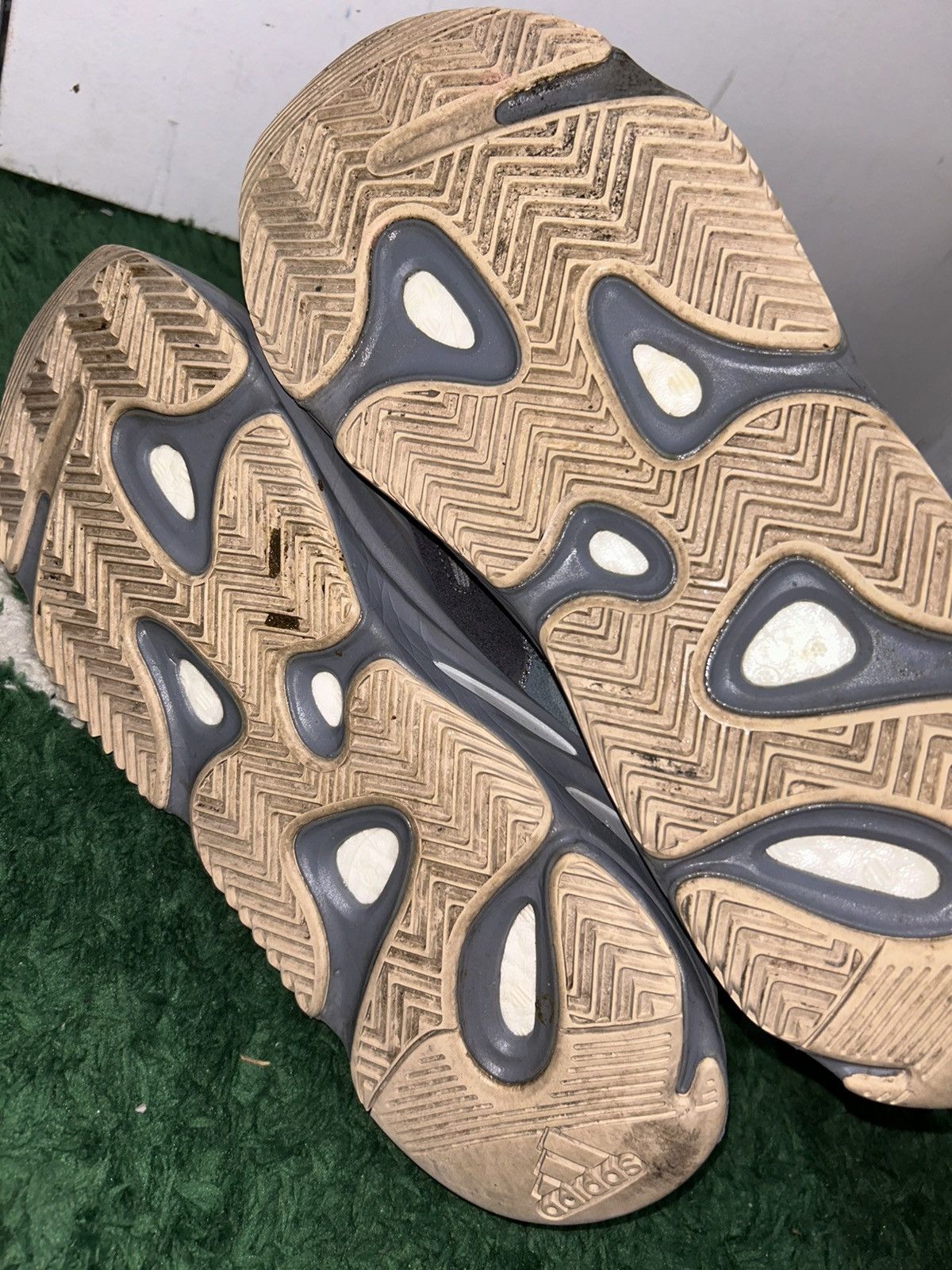 Adidas Size 12.5 - adidas Yeezy Boost 700 Teal Blue Size US 12.5 / EU 45-46 - 7 Thumbnail