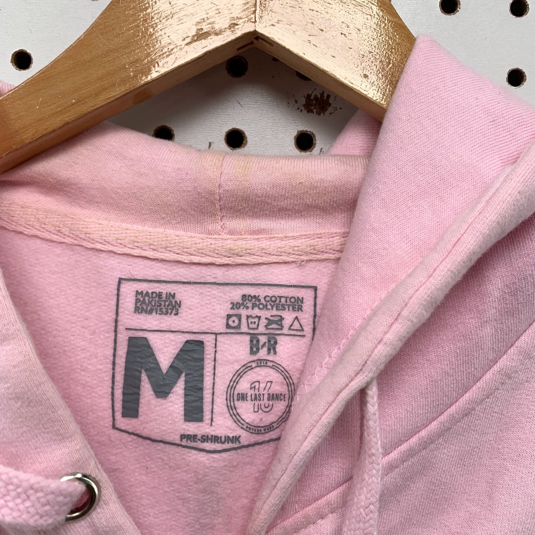 Pinko D Wade Word Tour Hoodie Adult Medium Pink Hooded Pullocer 21X27 Size US M / EU 48-50 / 2 - 7 Thumbnail