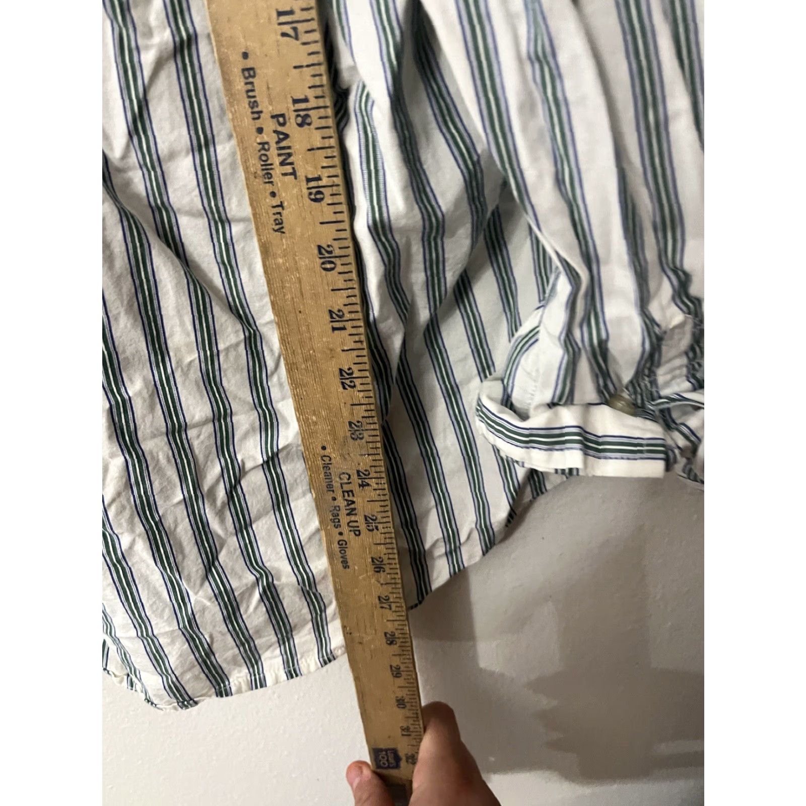 American Eagle Outfitters VINTAGE American Eagle Outfitters Button-Up Shirt Mens M White & Green Striped Long Sleeve - Casual, Cotton, Regular Fit, 23 in Chest - Mens Size US M / EU 48-50 / 2 - 4 Thumbnail