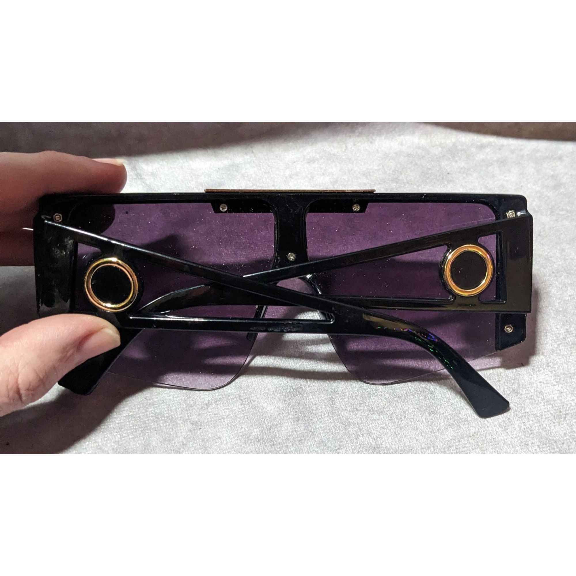 Other Black And Gold Chunky Futuristic Shield Lens Sunglasses Size ONE SIZE - 5 Thumbnail