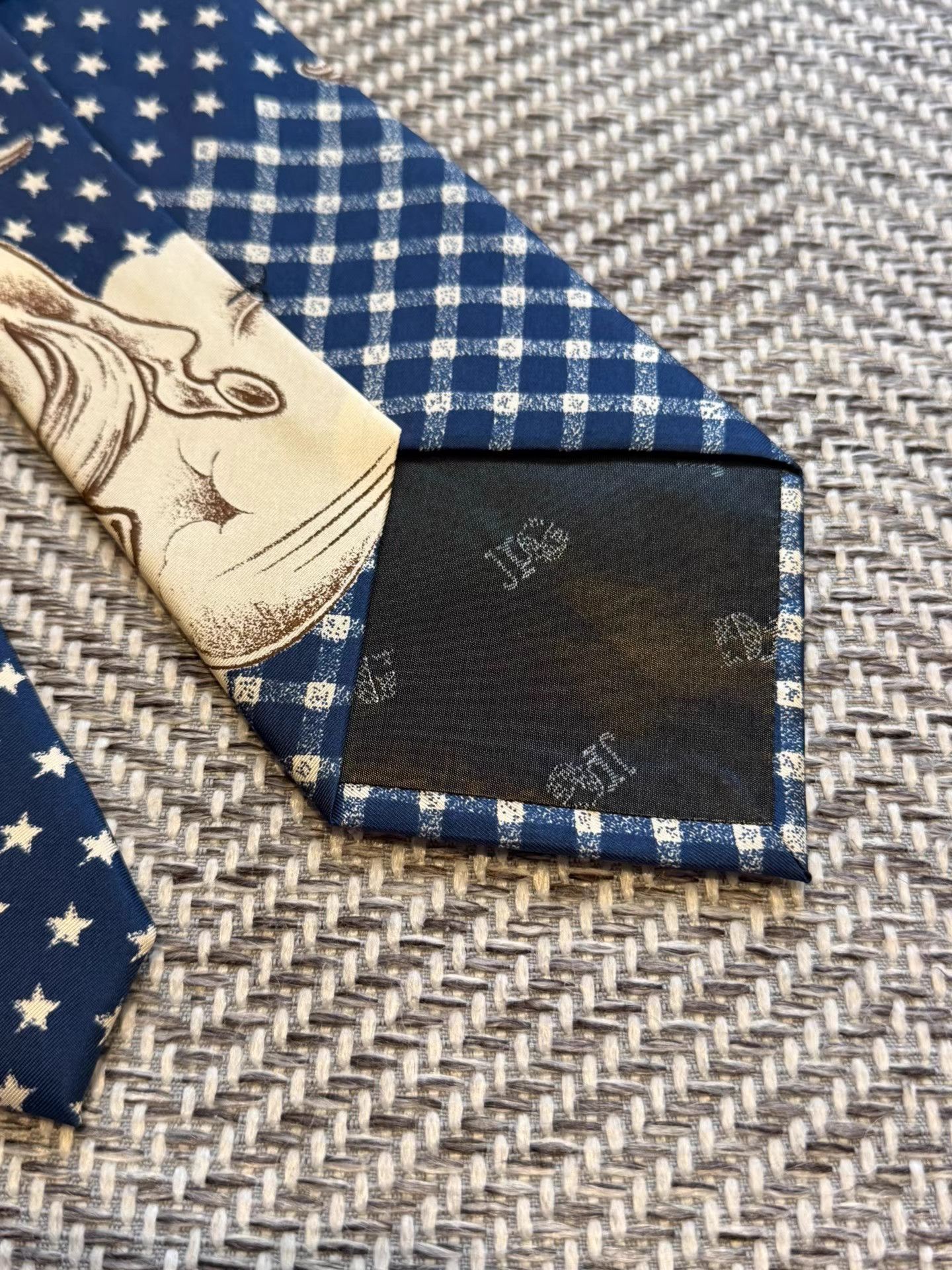 Jean Paul Gaultier Jean Paul Gaultier Plaid & Cowboy Narrative Print Tie K24 Size ONE SIZE - 6 Thumbnail