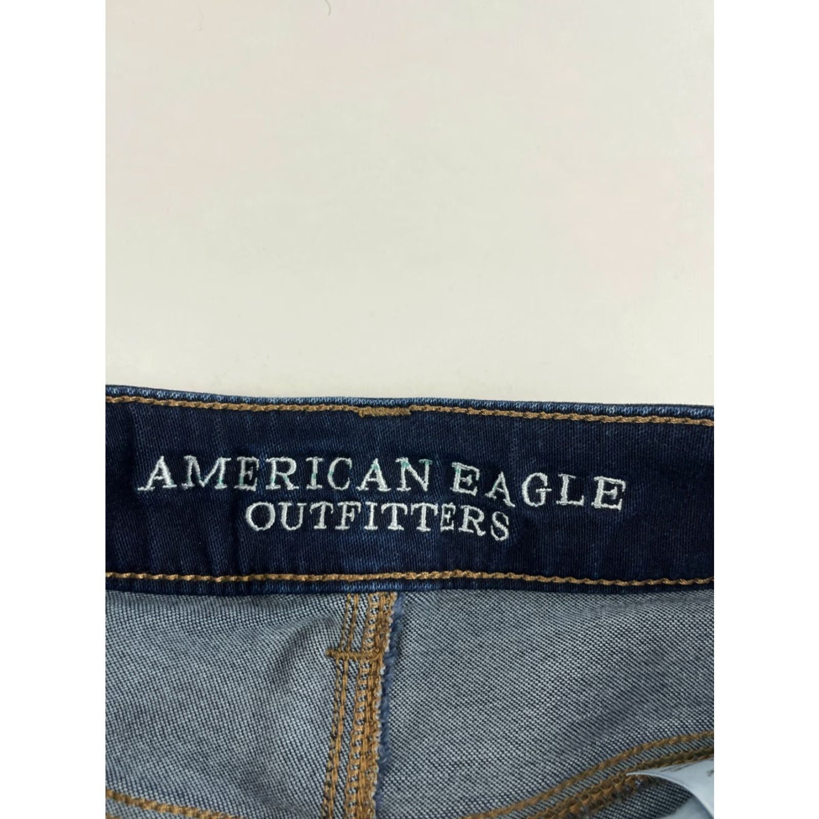 American Eagle Outfitters American Eagle Outfitters Shorts Women's 00 High Rise Shortie Frayed Hem Denim Blue Pocket Casual Vintage? No Size 42" / US 20 - 6 Thumbnail