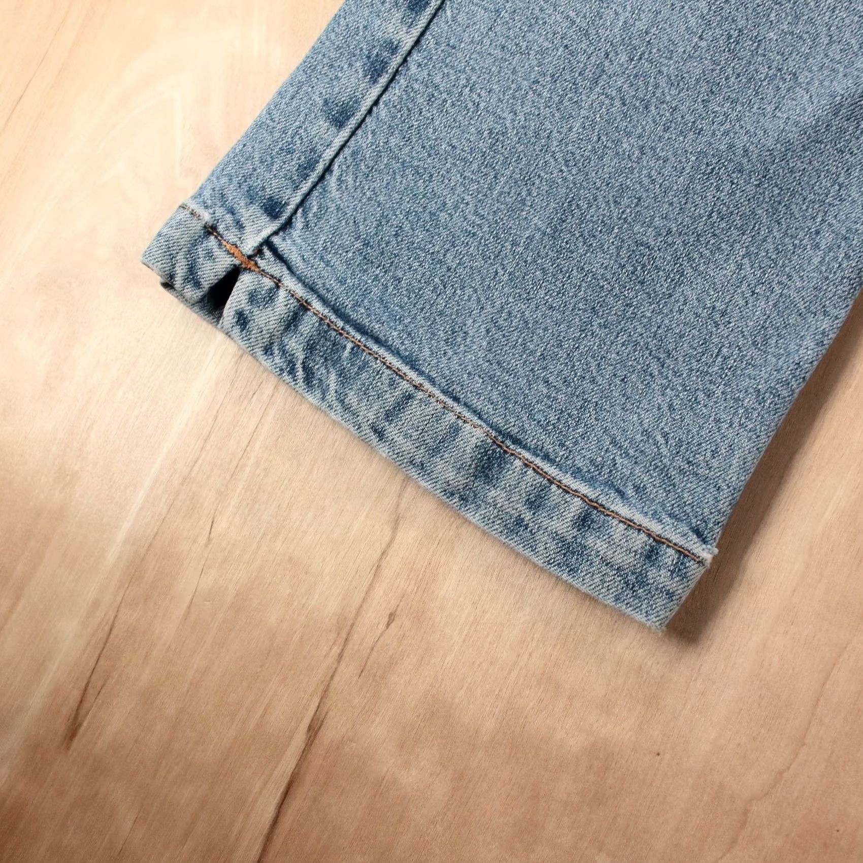 Gap VTG GAP Capri Jeans Y2K Stonewash Bootcut Denim 8 Blue Women Capris Jeans Capris Slit Hem Stretch Capri 2000s Womens Jeans GAP USA Made Size 30" / US 8 / IT 44 - 2 Thumbnail