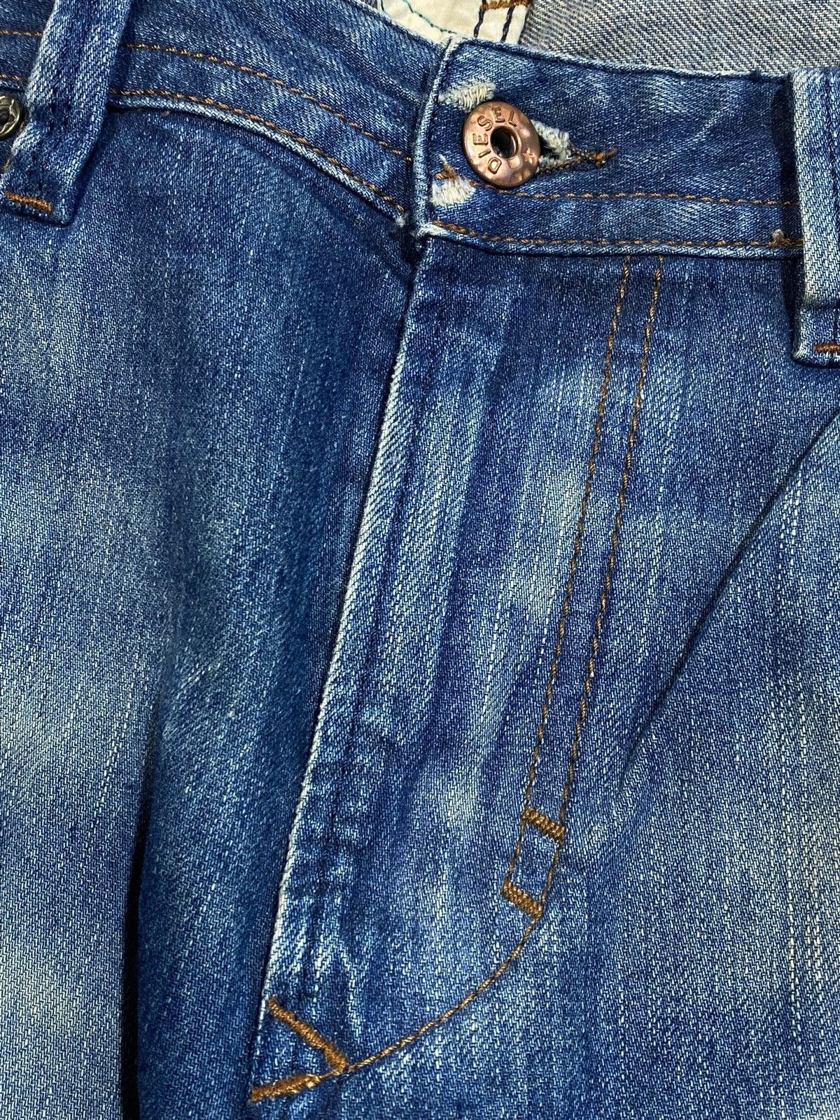 Diesel × Vintage Vintage Diesel Thavar Y2k Hype Distressed Washed Denim Jeans Size US 33 - 19 Thumbnail
