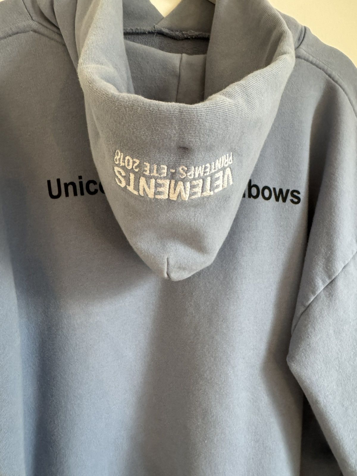 Vetements Vetements Unicorns and Rainbows Hoodie Size US M / EU 48-50 / 2 - 4 Thumbnail