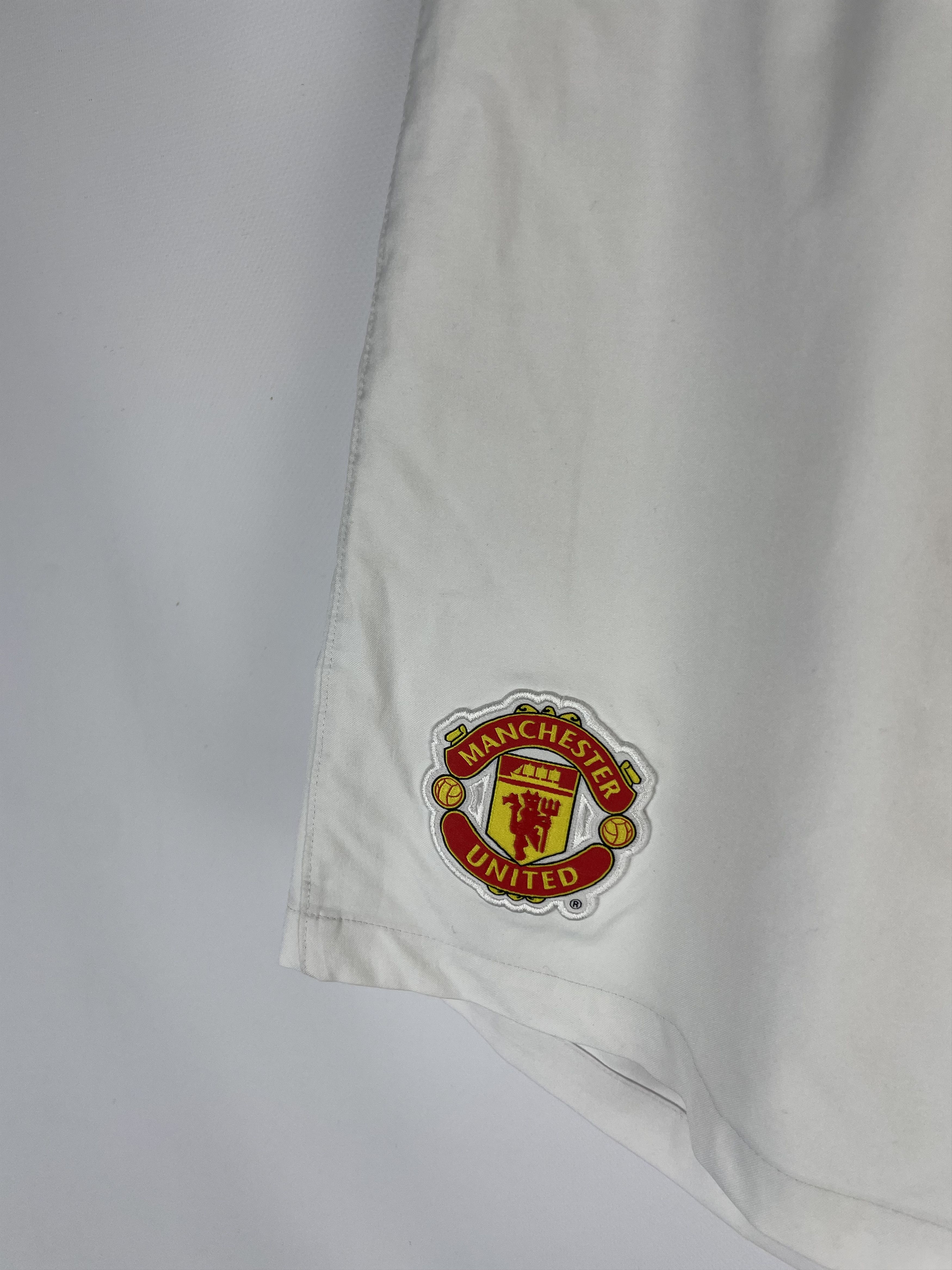 Nike Vintage Nike Manchester United Shorts Soccer Footbal Size US 34 / EU 50 - 5 Thumbnail