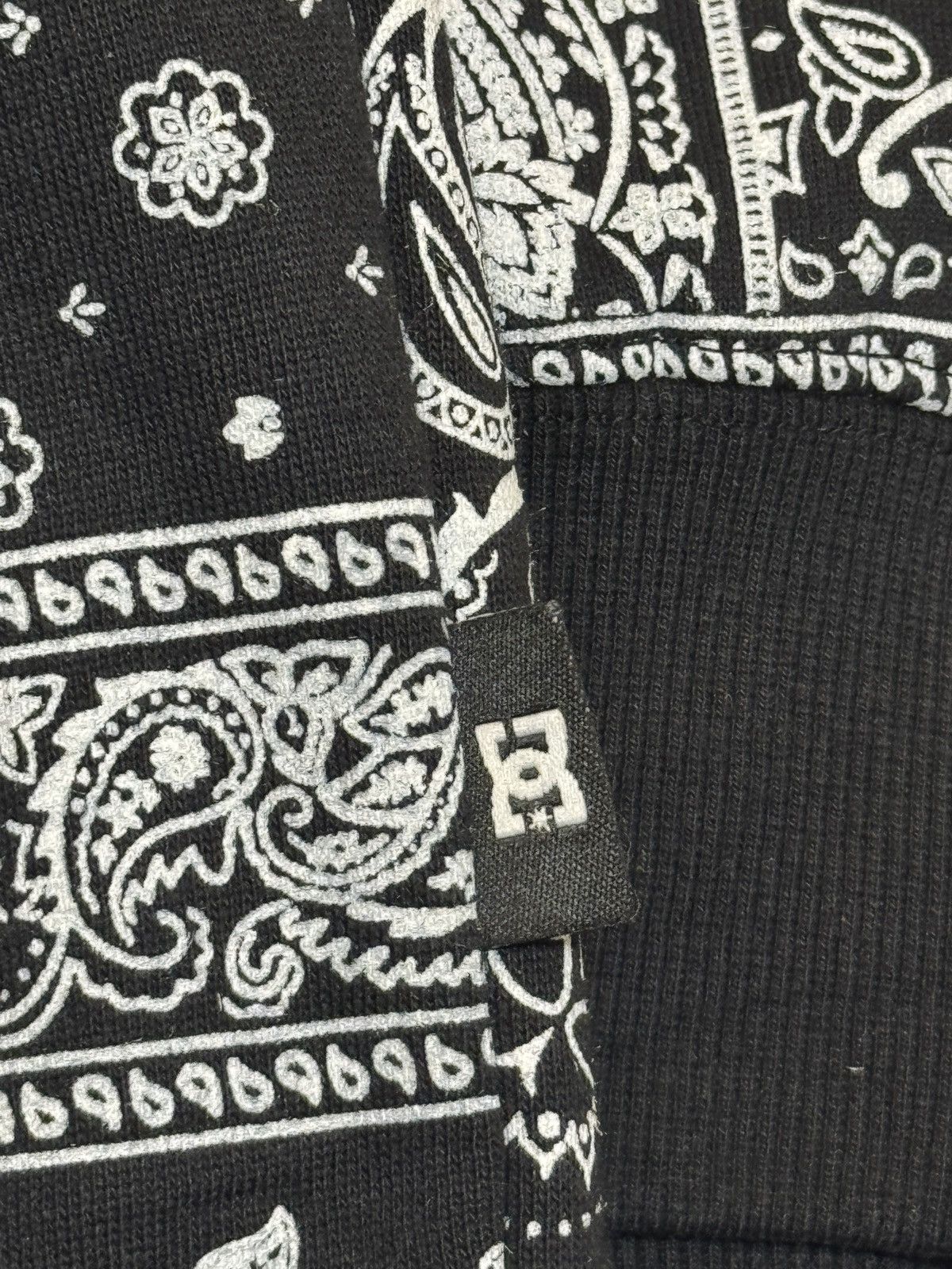 DC DC Shoes Men's Old School Ph hoodie. Size US L / EU 52-54 / 3 - 7 Thumbnail