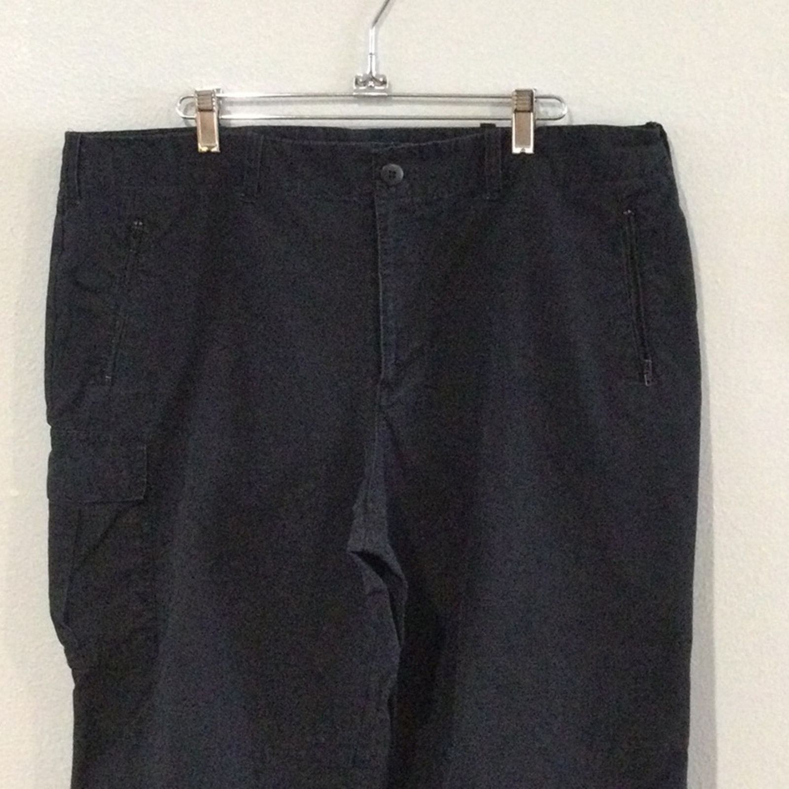 Other Fashion Bug Black Front Zipper Pockets Capri Pant Size 16 Size 38" / US 16 / IT 52 - 2 Thumbnail