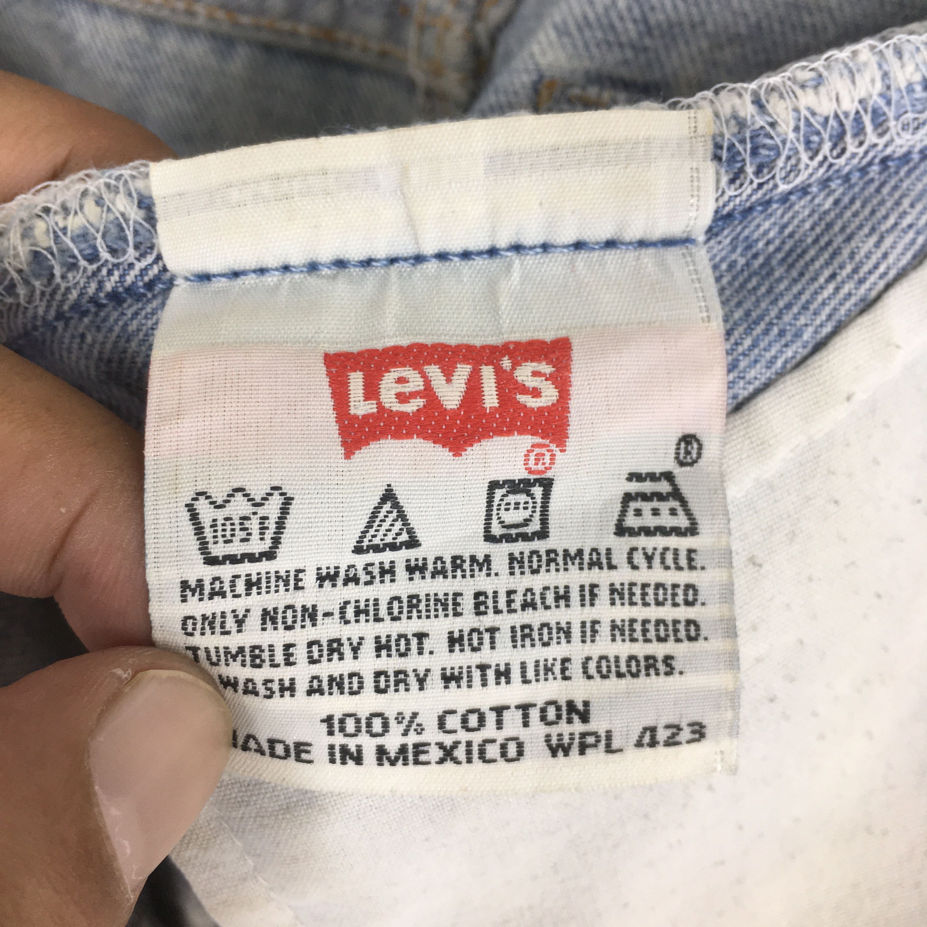 Levi's Size 31x28.5 Vintage 90s Levi's 501 Distressed Jeans S1867 Size US 31 - 13 Thumbnail