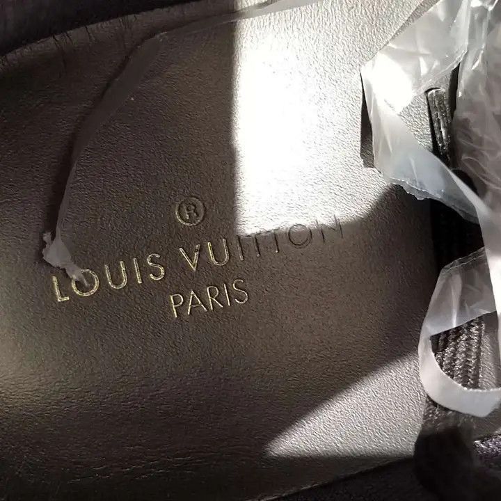 Louis Vuitton Louis Vuitton Tattoo High-Top Fashion Sneakers -2508 Size US 8 / EU 41 - 8 Thumbnail
