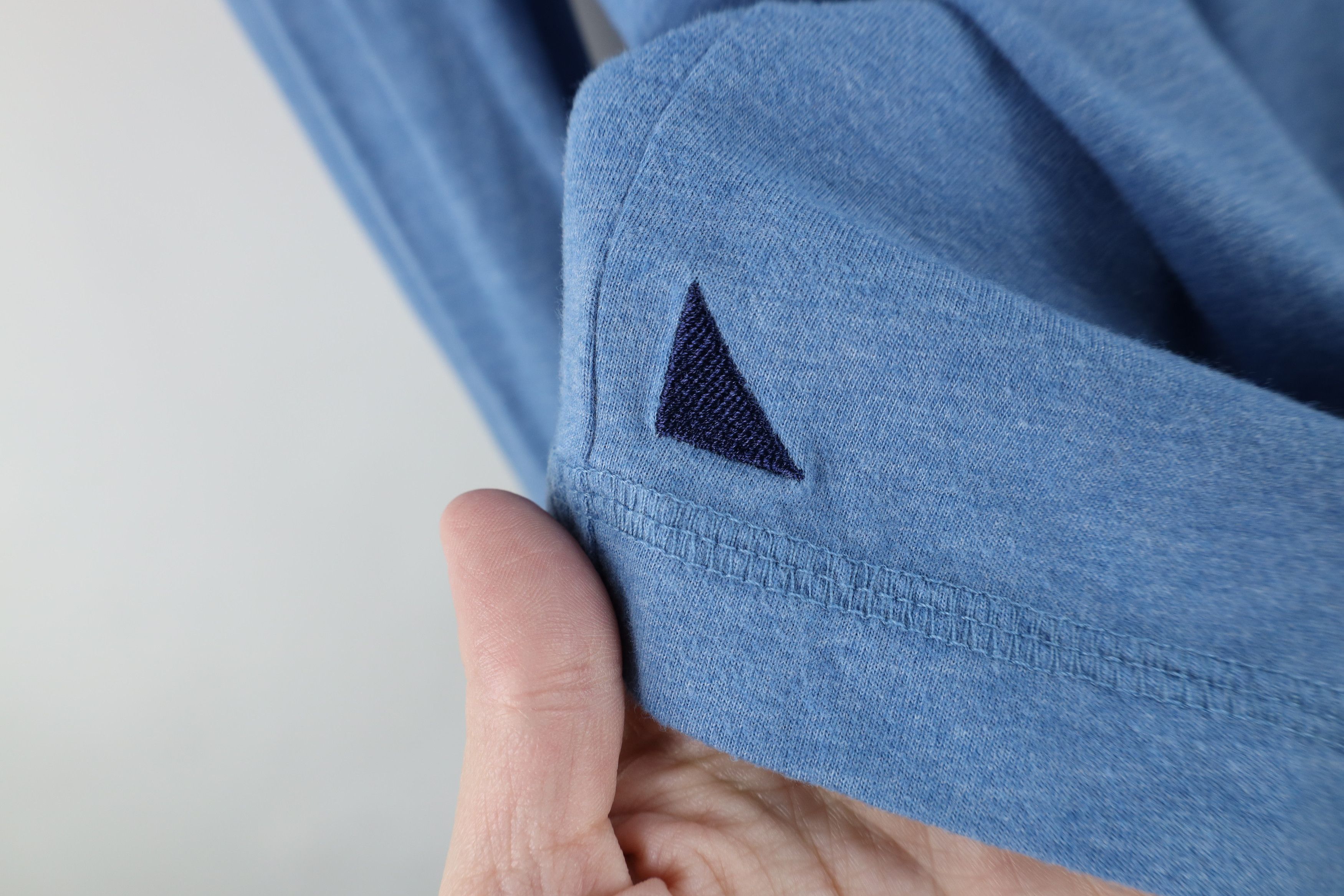 UNTUCKit Untuckit Blank Jersey Knit Long Sleeve T-Shirt Heather Blue Size US L / EU 52-54 / 3 - 4 Thumbnail