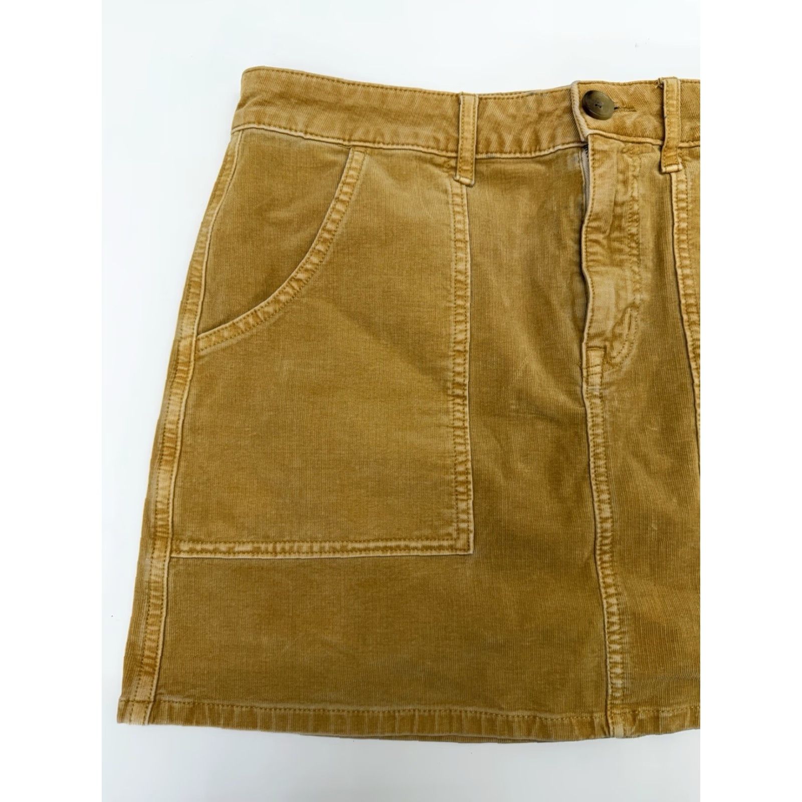American Eagle Outfitters American Eagle Outfitters Skirt Women's Size 10 Hi-Rise A-Line Yellow Ribbed Velour Short Length Zip-Accented Casual Workwear Size 32" / US 10 / IT 46 - 2 Thumbnail