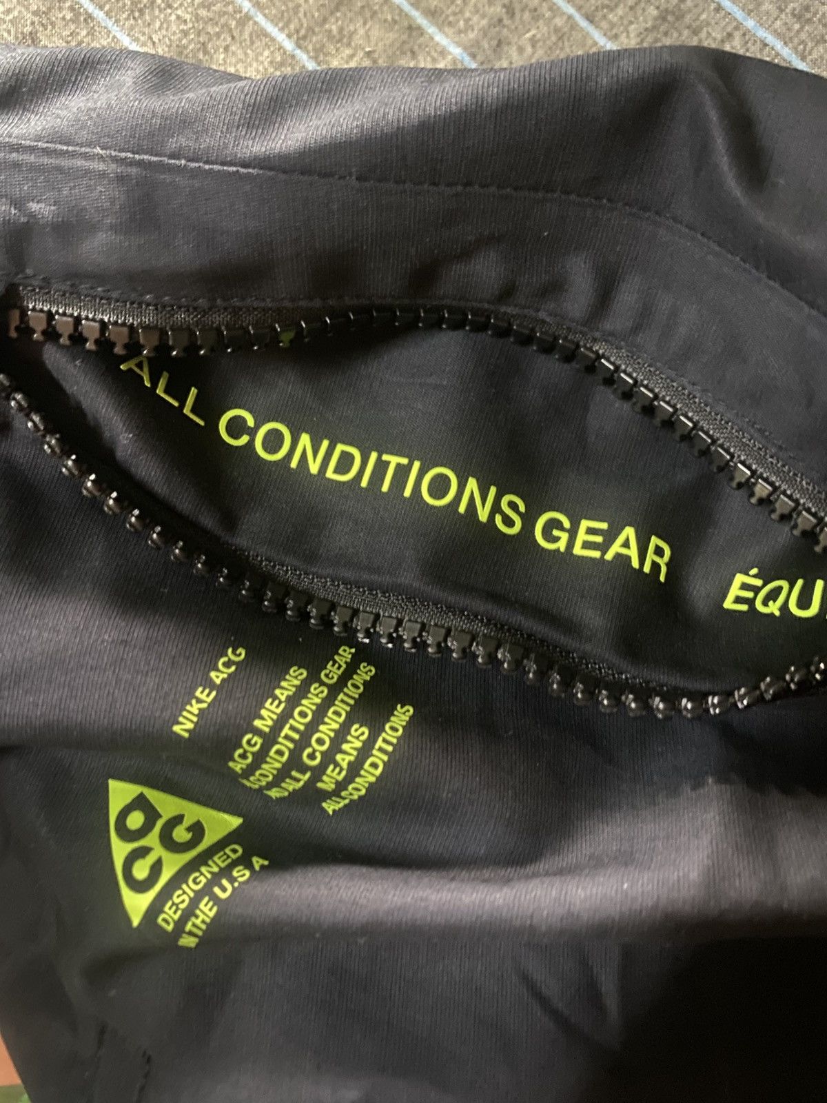 Nike ACG Nike ACG Cargo Pants Black Zip Utility Tactical Size US 34 / EU 50 - 12 Thumbnail