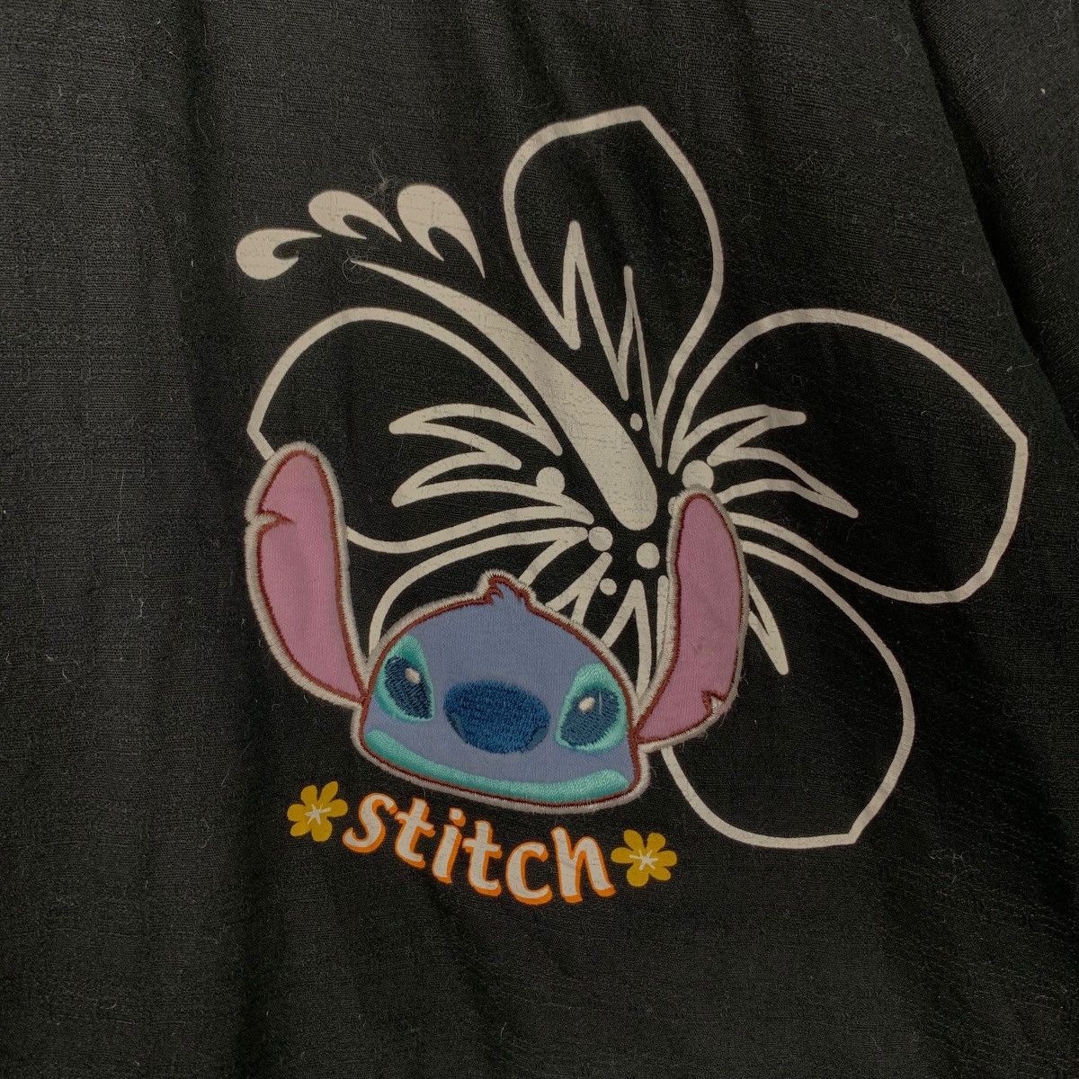 Japanese Brand LILO & STITCH Aloha Big Logo Graphics Kimono #2330-C104 Size US L / EU 52-54 / 3 - 11 Thumbnail