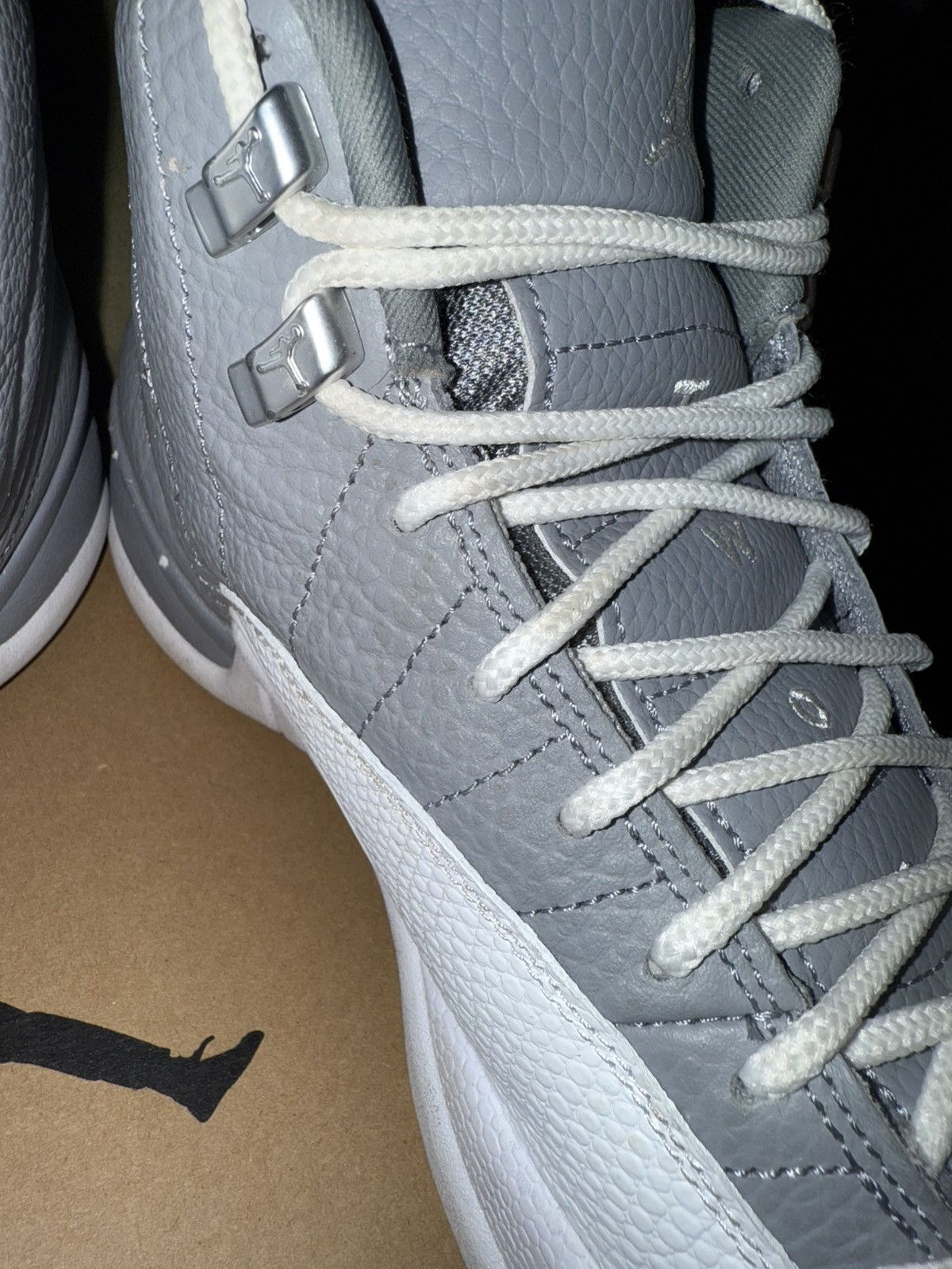Jordan Brand Air Jordan 12 Stealth Retro cool grey OG Box size 10.5 EXC! Size US 10.5 / EU 43-44 - 24 Thumbnail