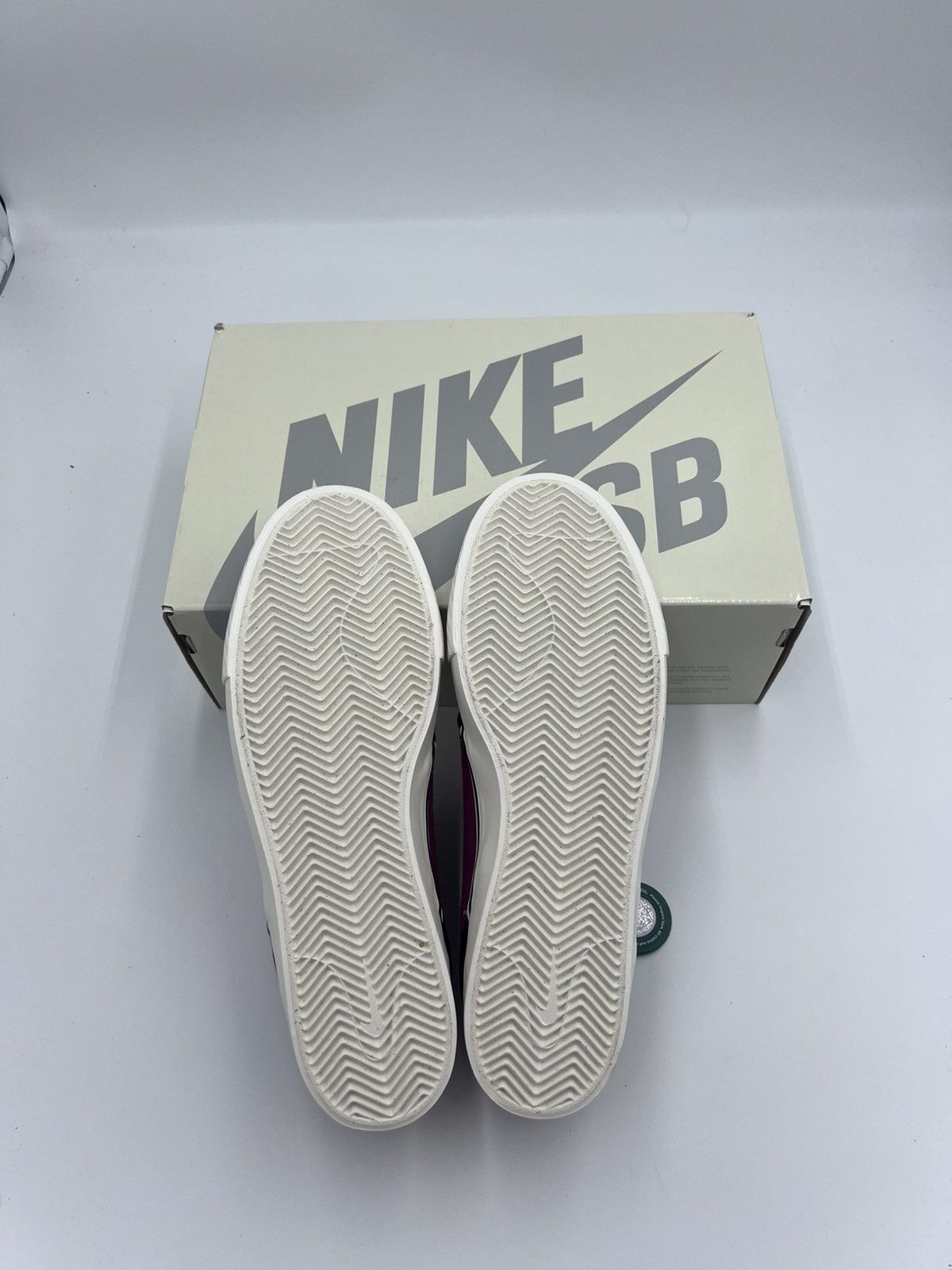 Nike SB Zoom Janoski OG+ Red Stardust Size US 9.5 / EU 42-43 - 8 Thumbnail