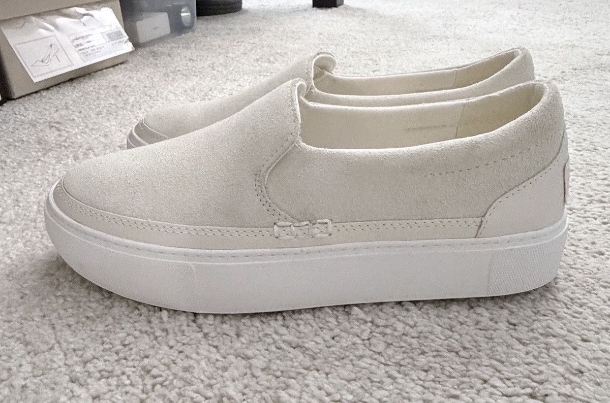 Ugg UGG Women’s Zilo Slip On Sneakers SIZE 7 Size US 7 / IT 37 - 3 Thumbnail