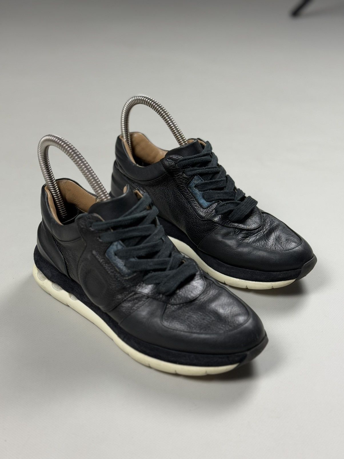 Salvatore Ferragamo Salvatore Ferragamo Leather Low Top Lace Up Sneakers Shoes Size US 7 / IT 37 - 3 Thumbnail