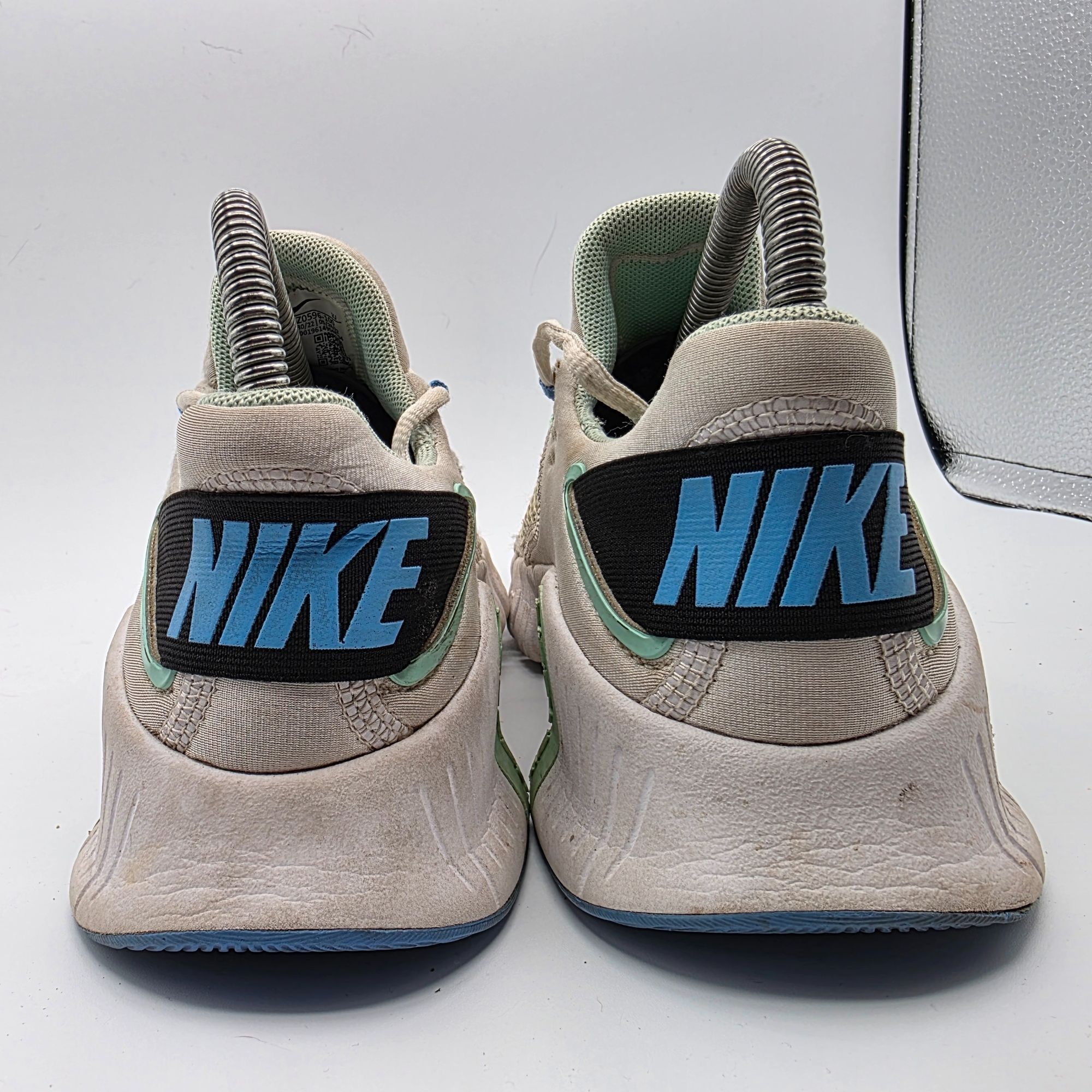 Nike Nike Free Metcon 4 Womens Size 6.5 White Mint Foam Sneaker S Size US 6.5 / EU 39-40 - 6 Thumbnail