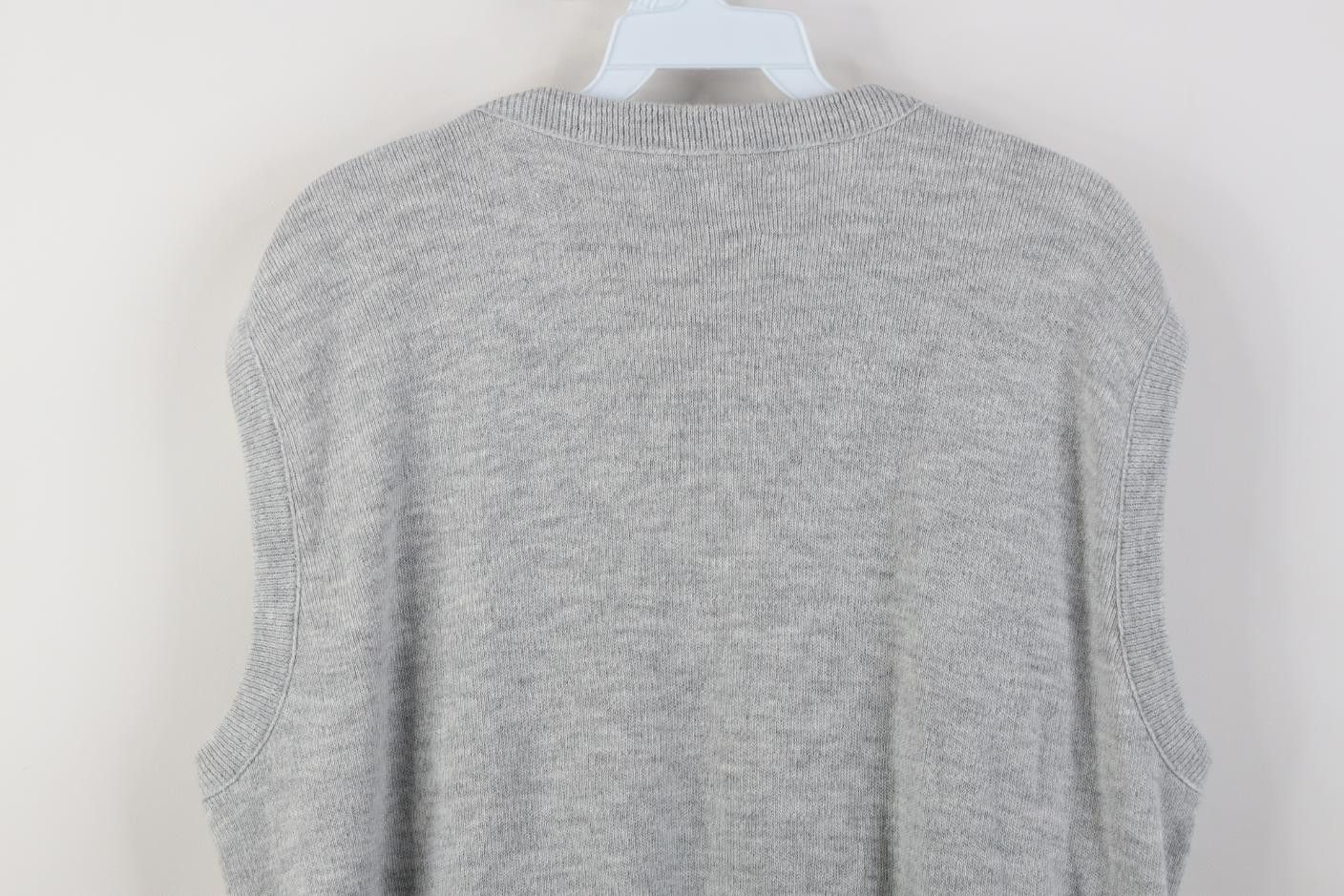 Vintage Vintage 70s Streetwear Soft Knit V-Neck Sweater Vest USA Size US L / EU 52-54 / 3 - 10 Thumbnail