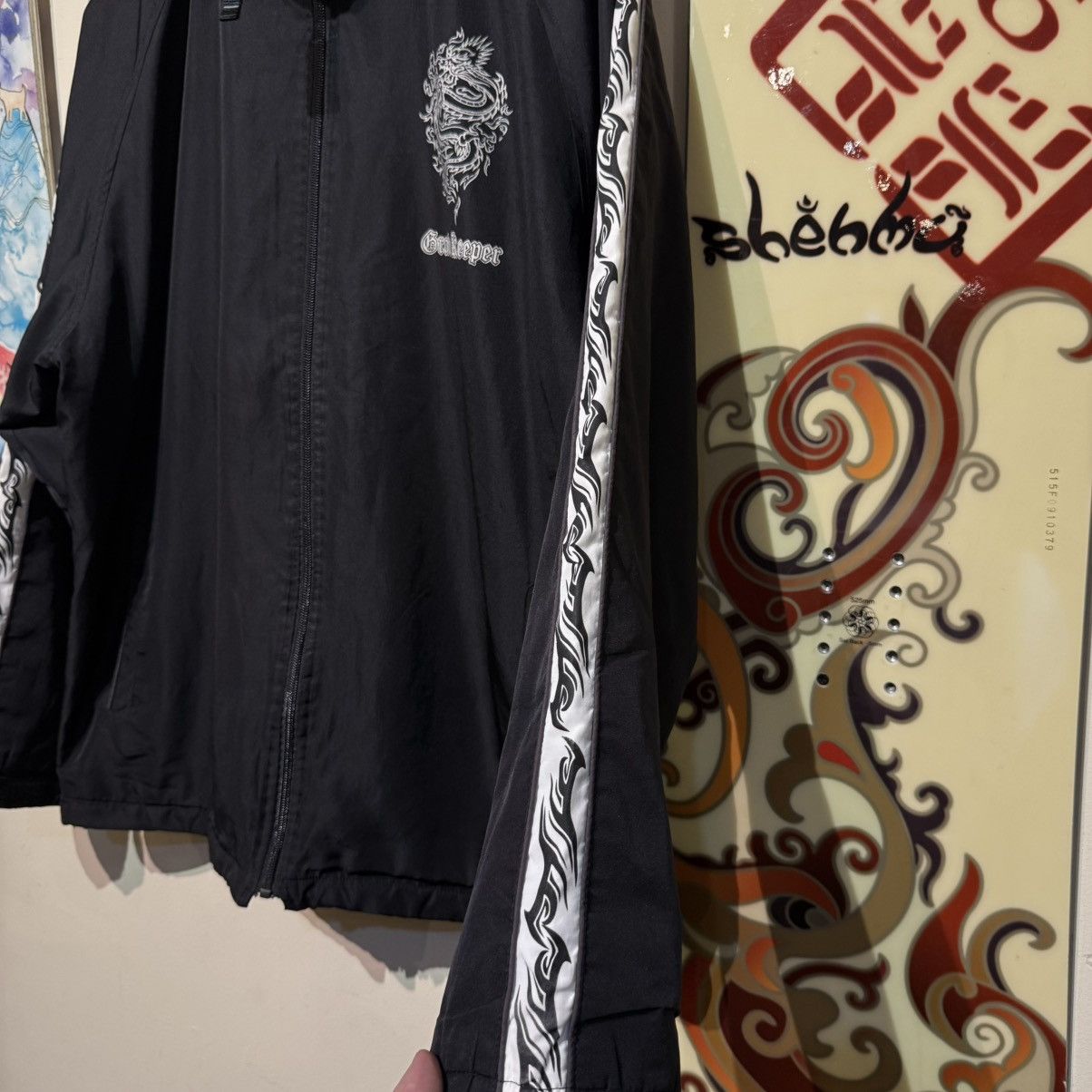 Other VTG DogCigar "Grave Keeper" Dragon Track Jacket Y2K Tribal Size US XL / EU 56 / 4 - 5 Thumbnail