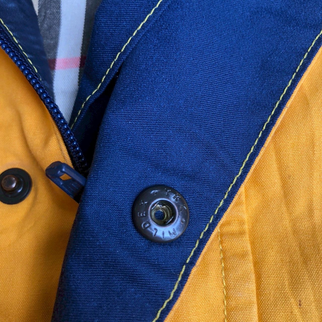 Burberry Vintage 90s Burberrys Nova Check Lined Yellow Jacket Size US L / EU 52-54 / 3 - 8 Thumbnail