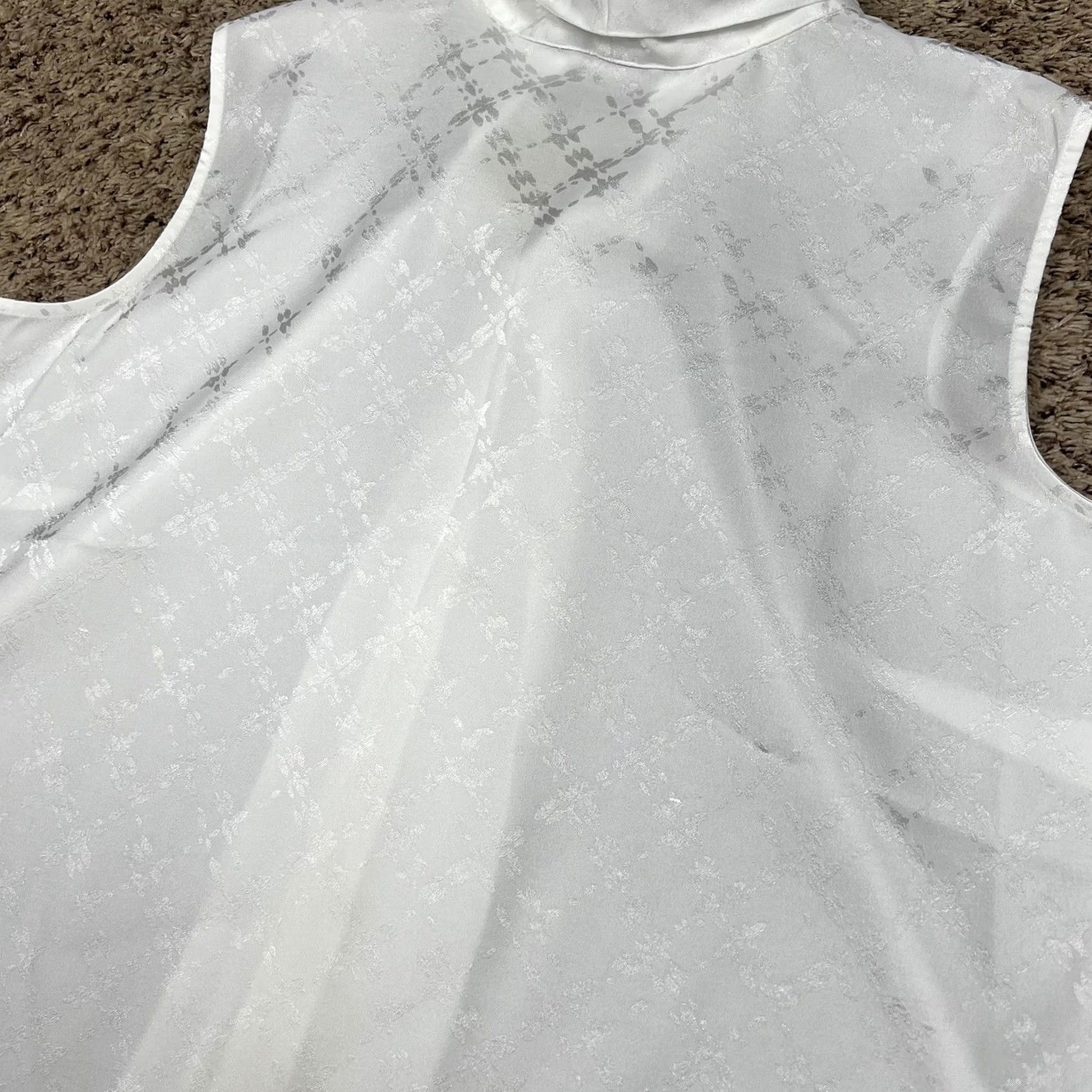 Calvin Klein Calvin Klein Blouse Sleeveless White 3XL Womens Button Up V-Neck Geometric Pattern Size XXL / US 16-18 / IT 52-54 - 6 Thumbnail