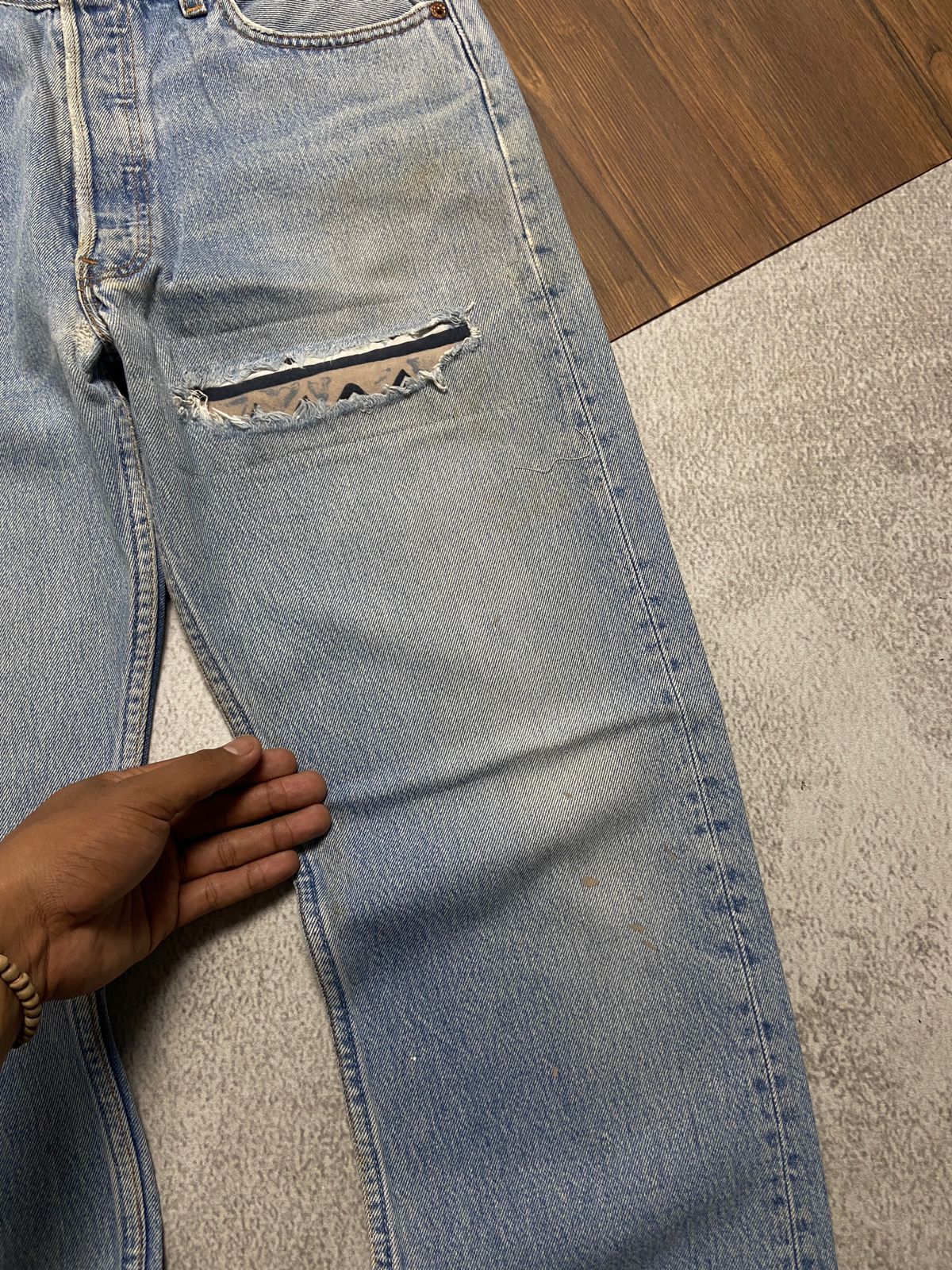 Levi's Vintage 90's Levis 501 stone washed USA jeans Size US 33 - 2 Thumbnail