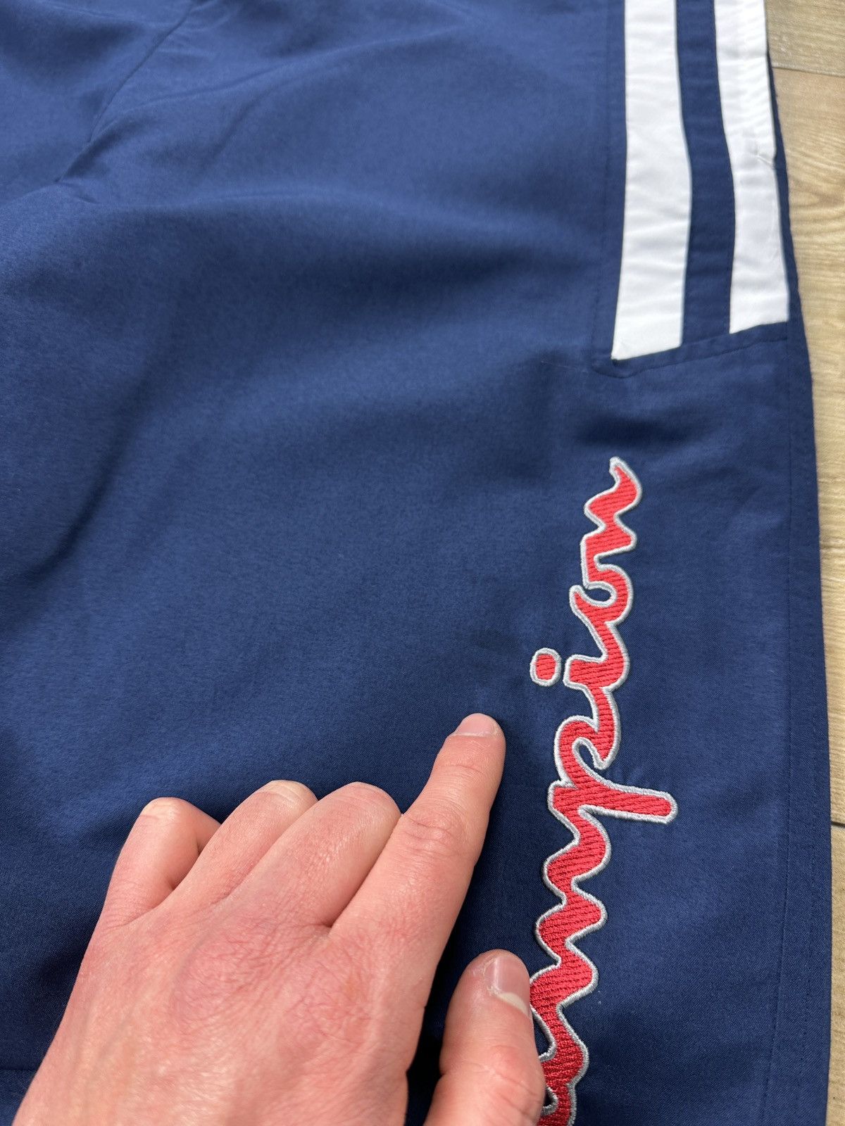 Champion × Vintage Vintage Champion USA Nylon Track Pants Big Logo Size US 30 / EU 46 - 6 Thumbnail