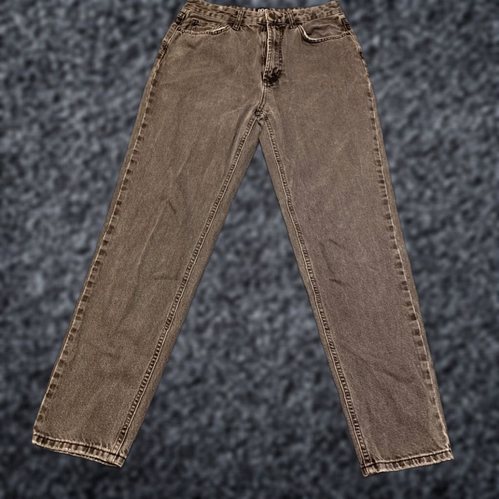 Urban Outfitters BDG Urban Outfitters Mom Jeans Womens 28 Brown Denim Cotton Skinny Leg High Rise Size 28" / US 6 / IT 42 - 1 Thumbnail