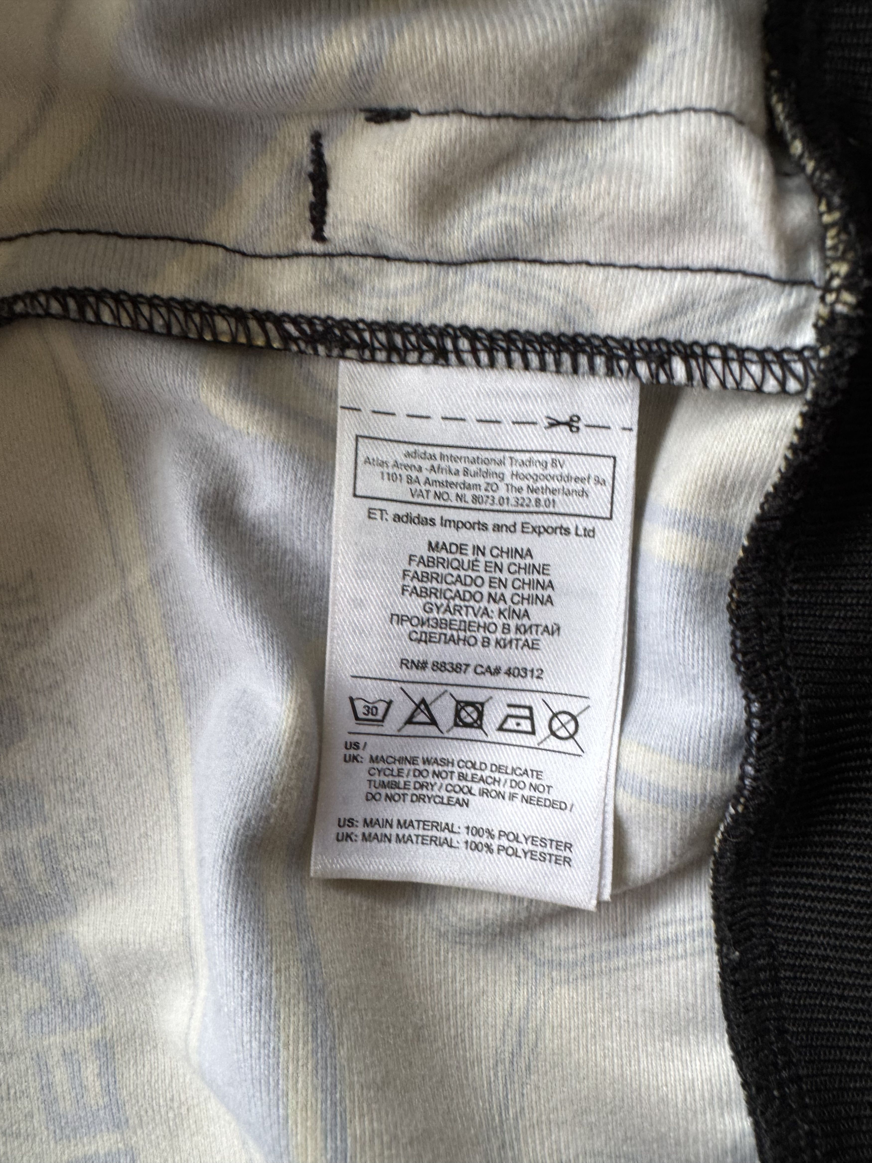 Adidas × Jeremy Scott Gold Plaque Print Track Jacket Size US S / EU 44-46 / 1 - 21 Thumbnail