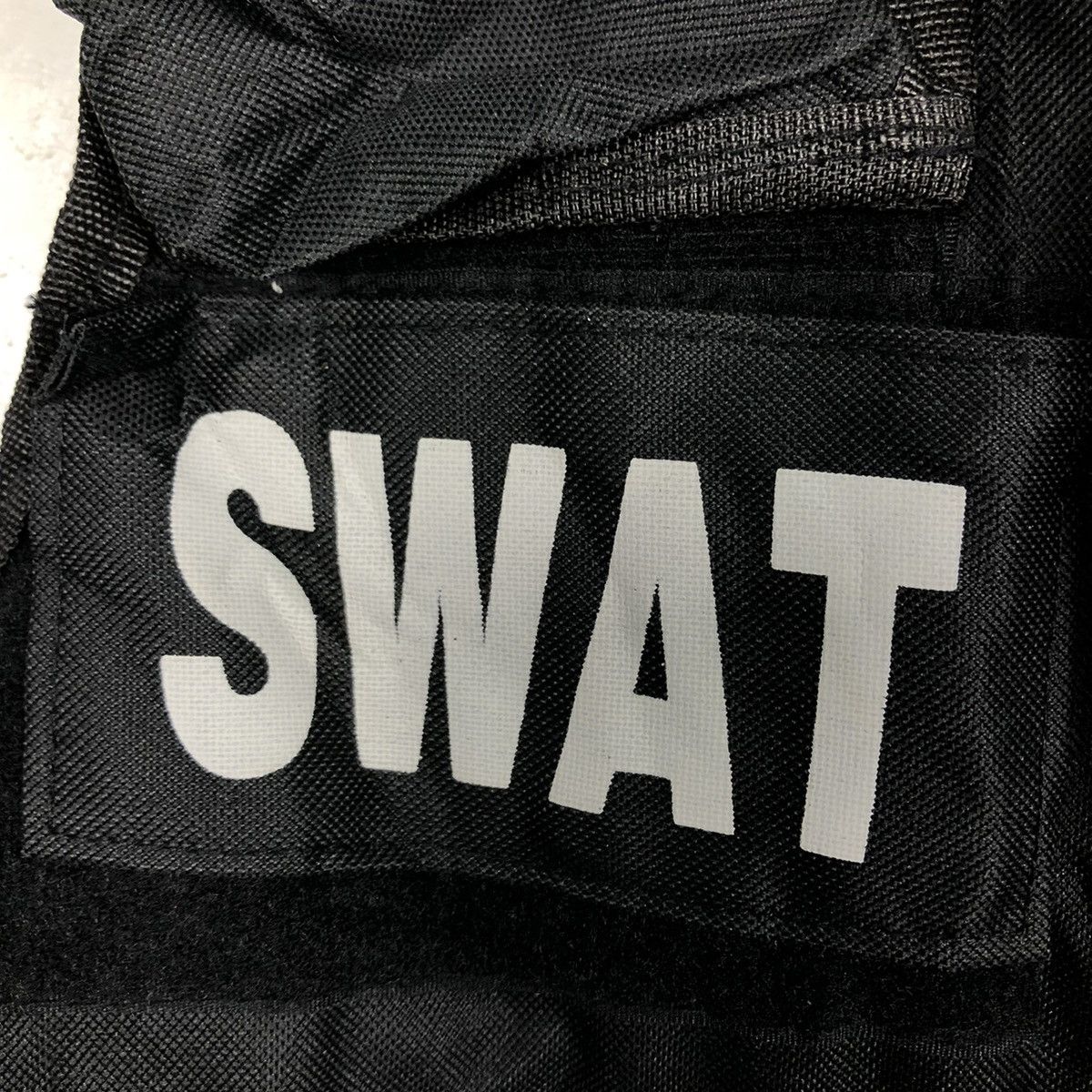 Japanese Brand VINTAGE UTILITY MULTI POCKET PARACHUTE DESIGN SWAT BIG LOGO Size US M / EU 48-50 / 2 - 18 Thumbnail