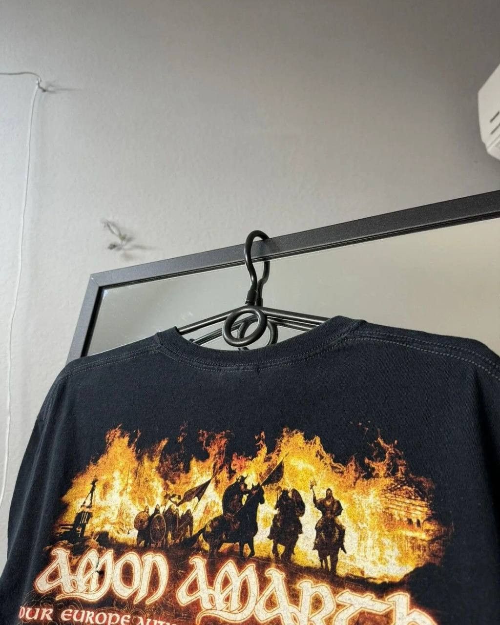 Band Tees × Vintage Faded Amon Amarth Tour 2011 Paint Splattered Distressed Tee Size US M / EU 48-50 / 2 - 5 Thumbnail
