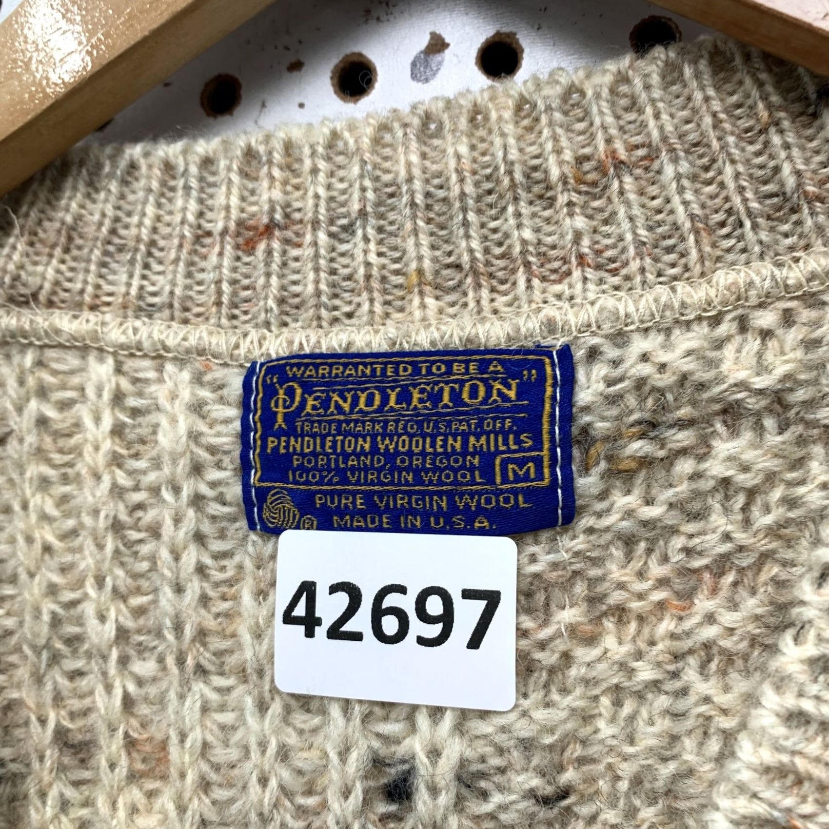 Pendleton VINTAGE Pendleton Sweater Mens Medium Beige V Neck Rib Knit Made USA Size US M / EU 48-50 / 2 - 3 Thumbnail
