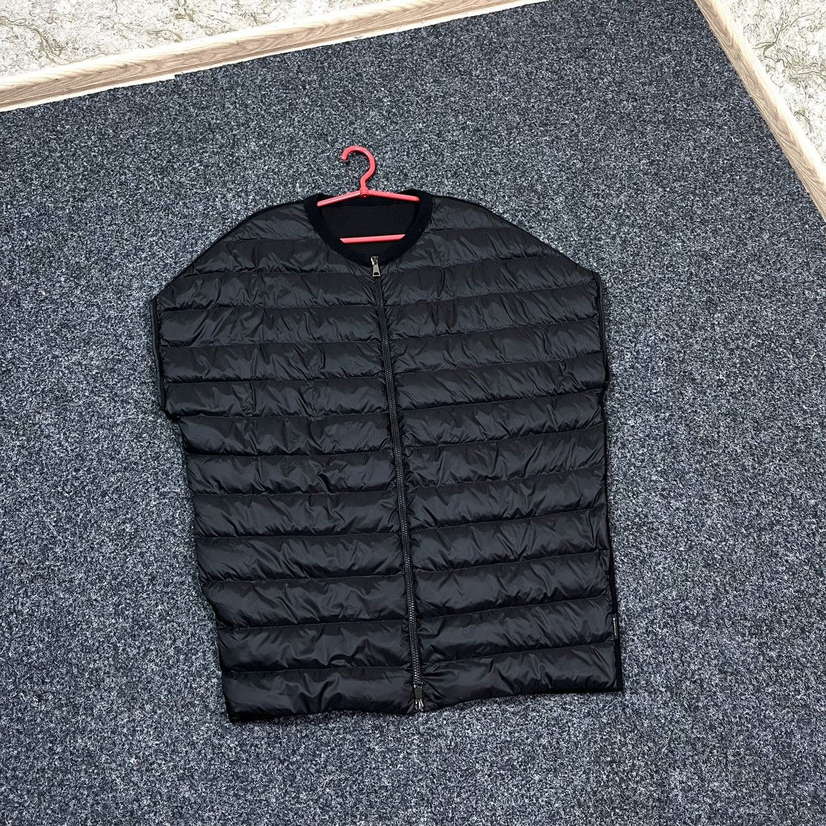 Moncler Moncler vest down Size M / US 6-8 / IT 42-44 - 9 Thumbnail