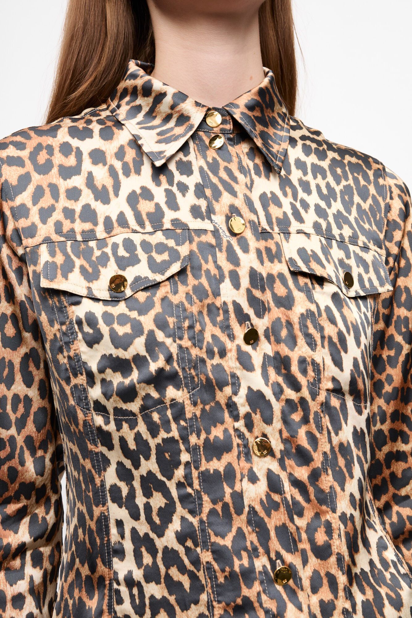 Ganni o1s22i1n0525 Leopard Print Satin Shirt in Leopard Size XS / US 0-2 / IT 36-38 - 3 Thumbnail