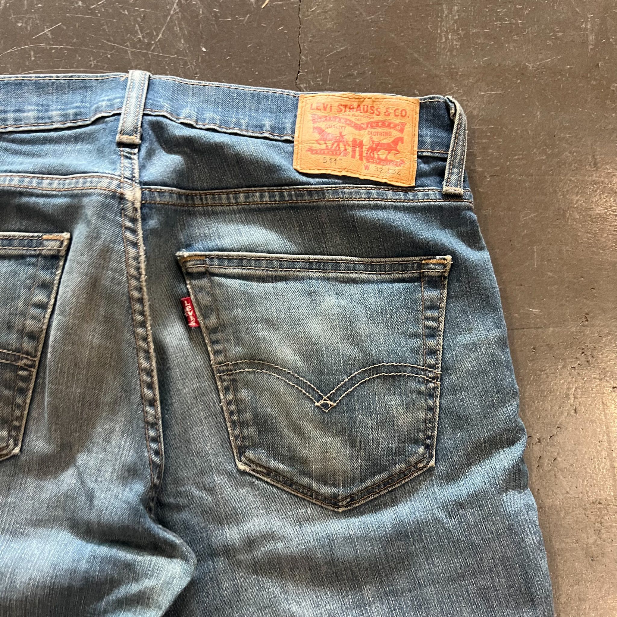 Levi's Vintage Clothing Vintage Levi 511 Blue Denim • 32x32 Size US 32 / EU 48 - 3 Thumbnail