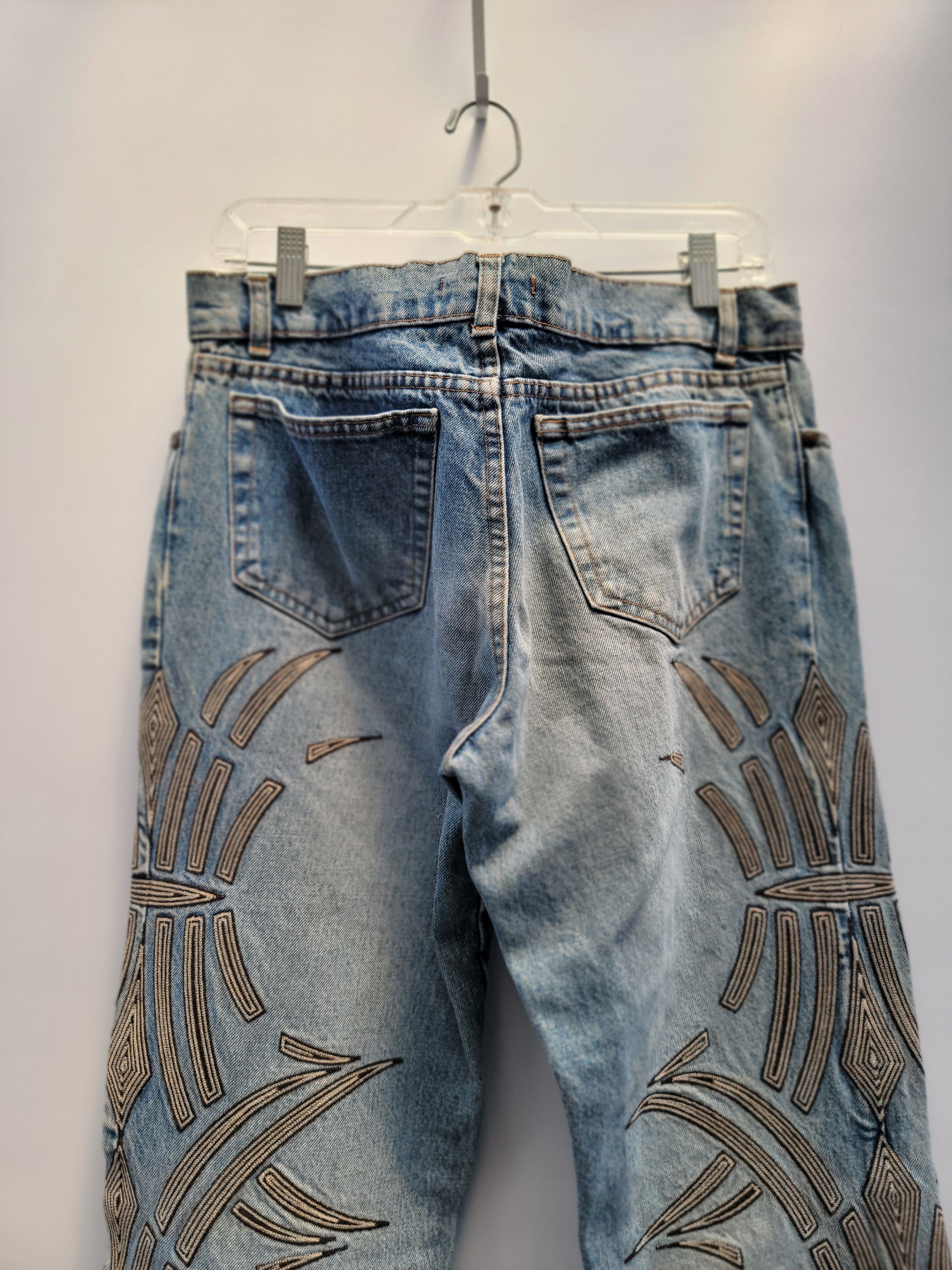 Roberto Cavalli Roberto Cavalli Vintage Y2K Tribal Embroidered Jean Size W32 Size US 32 / EU 48 - 6 Thumbnail