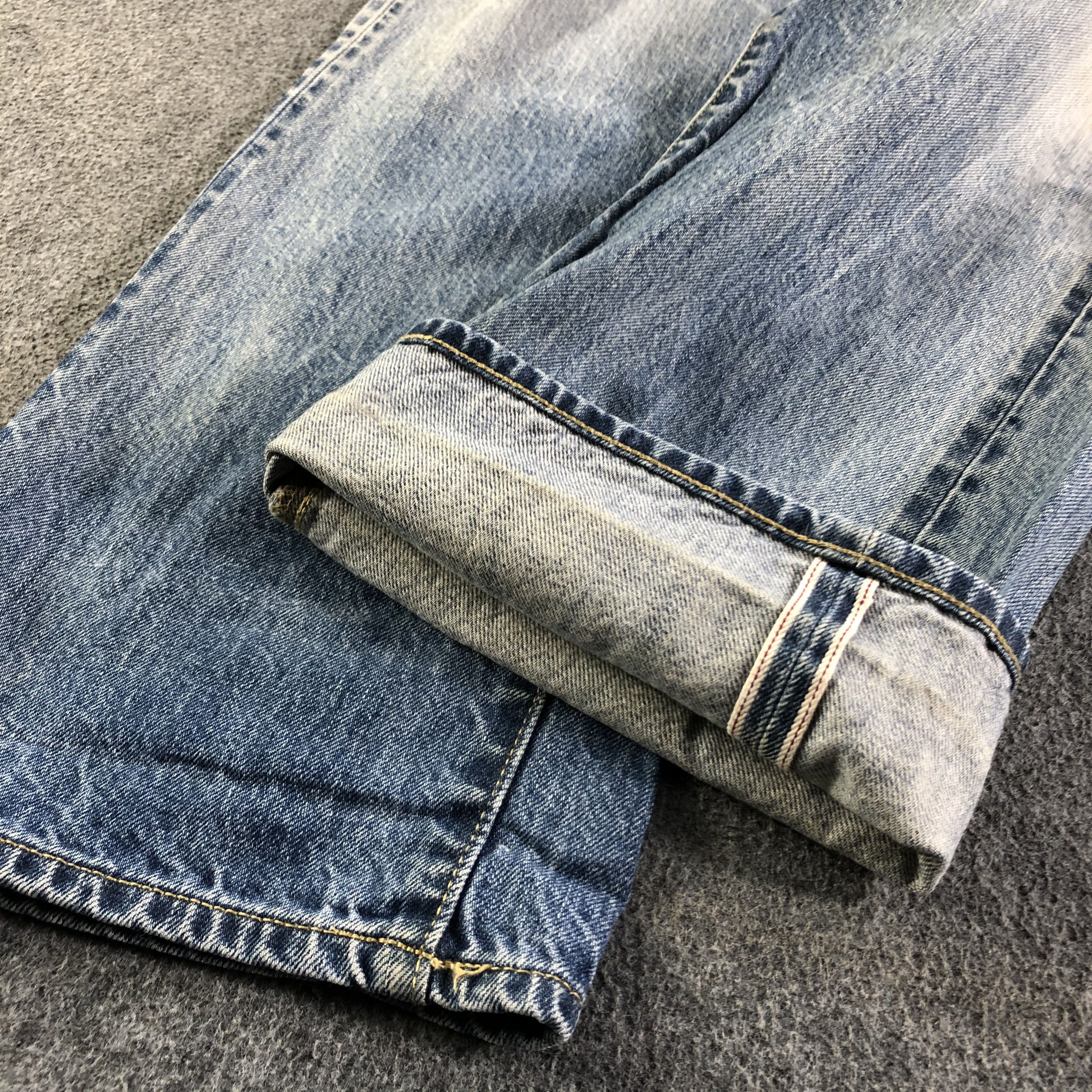 Uniqlo Light Wash Uniqlo Selvedge Jeans-J2977 Size US 35 - 5 Thumbnail