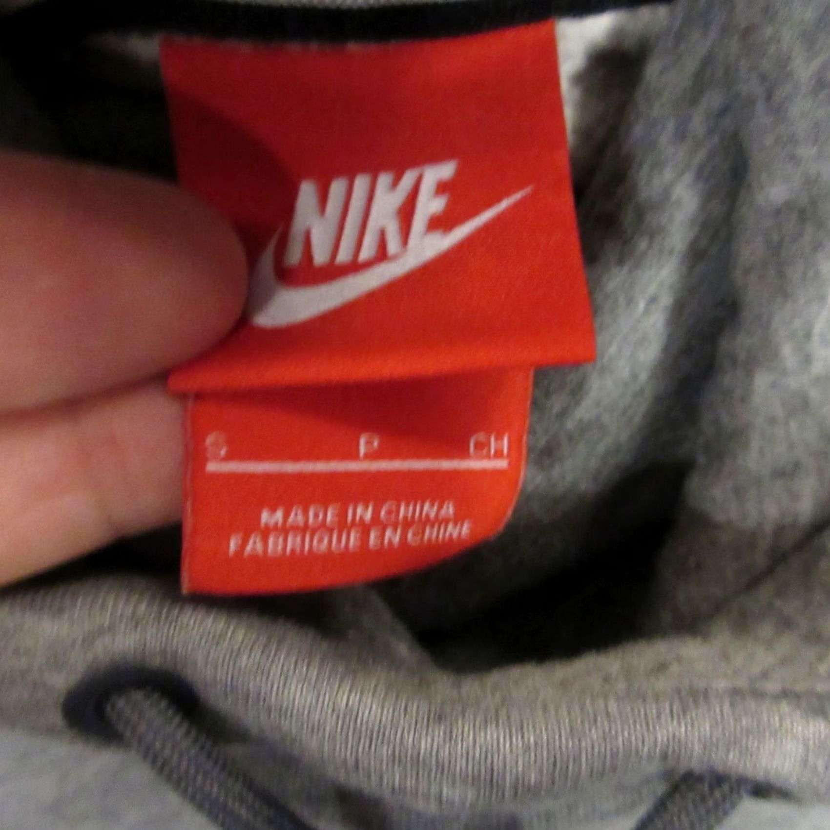 Nike Nike Sportswear Rally Hoodie Womens S Gray Logo Funnel Neck Pullover Sweatshirt Hoodie 828601-091 Size S / US 4 / IT 40 - 2 Thumbnail