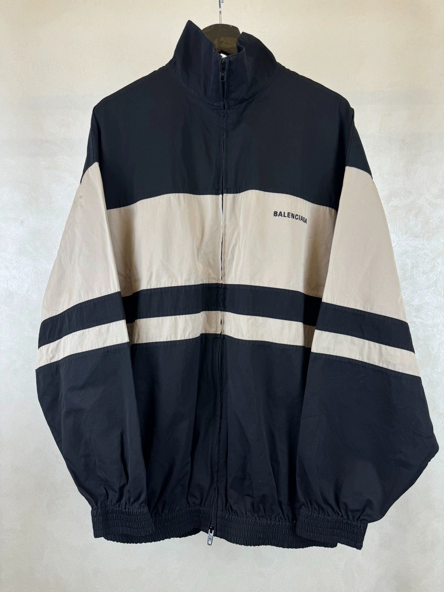 Balenciaga Balenciaga Milk Tea Color blocked Charge Jacket Size US M / EU 48-50 / 2 - 1 Thumbnail