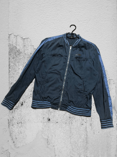 Diesel Diesel Vintage Windbreaker Jacket Size US L / EU 52-54 / 3 - 1 Thumbnail