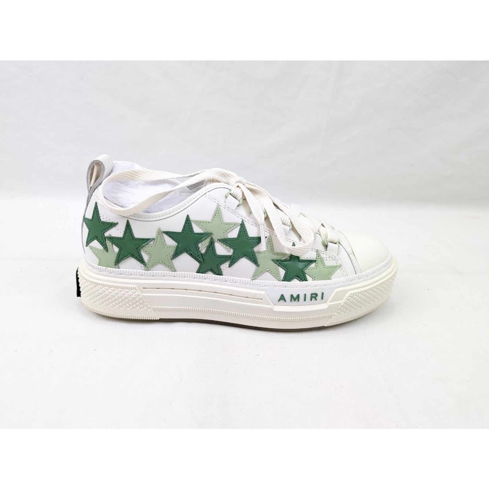 o1rshd1 Stars Court Low-Top Sneakers in Mint