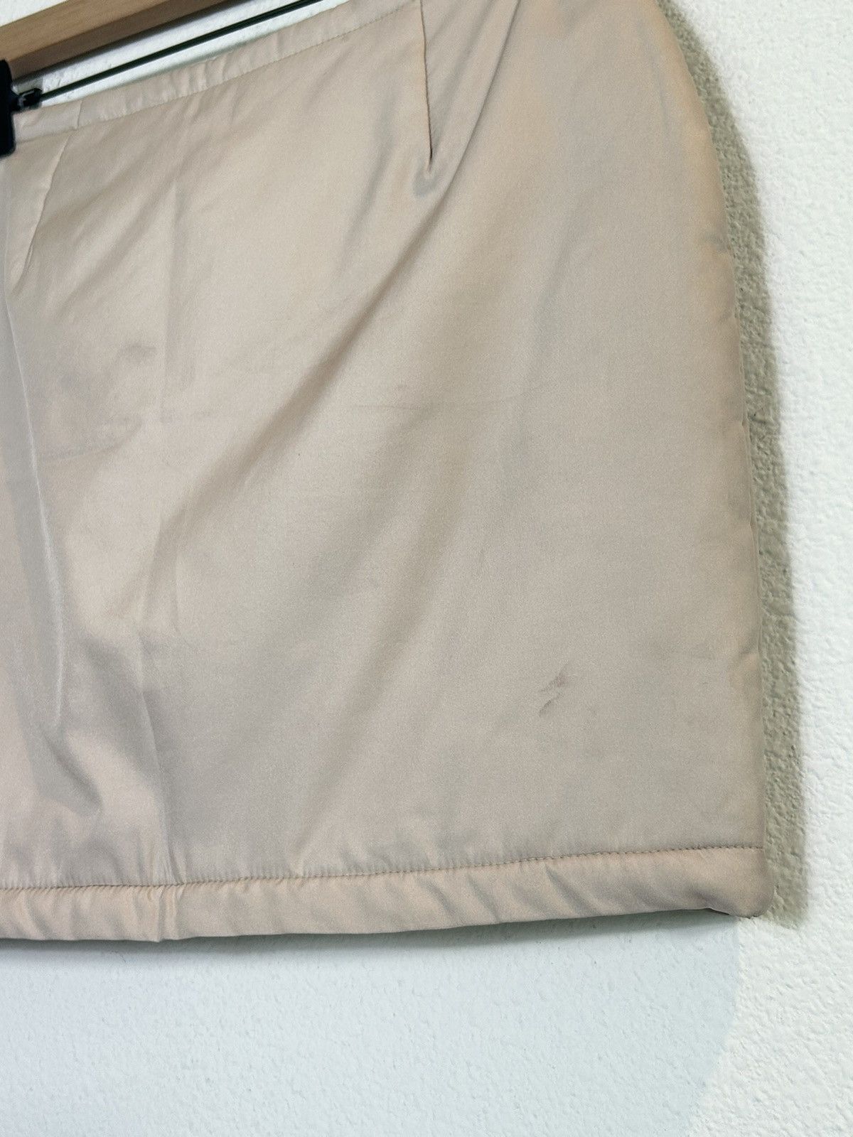 Helmut Lang 90’s Nylon Padded Mini Skirt Size 27" / US 4 / IT 40 - 4 Thumbnail