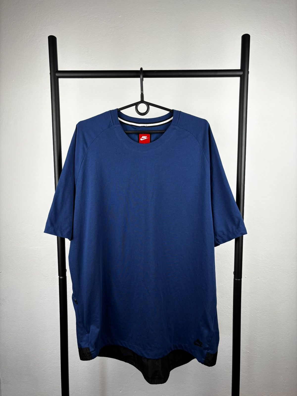 Nike Nike Tech t shirt size XL Size US XL / EU 56 / 4 - 1 Thumbnail