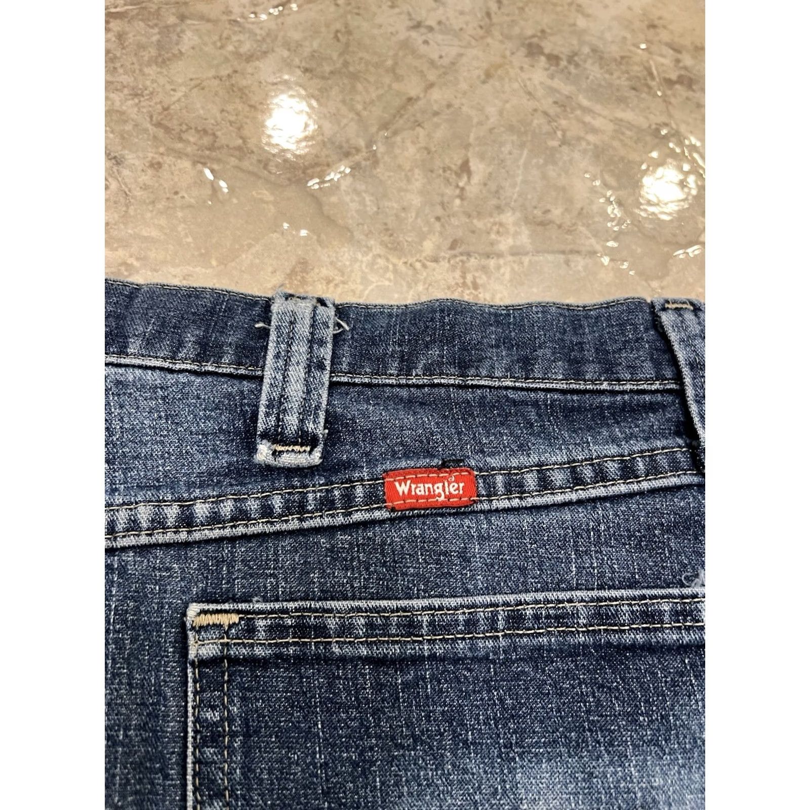 Wrangler Mens 42 Wrangler Denim Carpenter 11" Stretch Shorts Distressed Blue Dad Size US 42 / EU 58 - 6 Thumbnail
