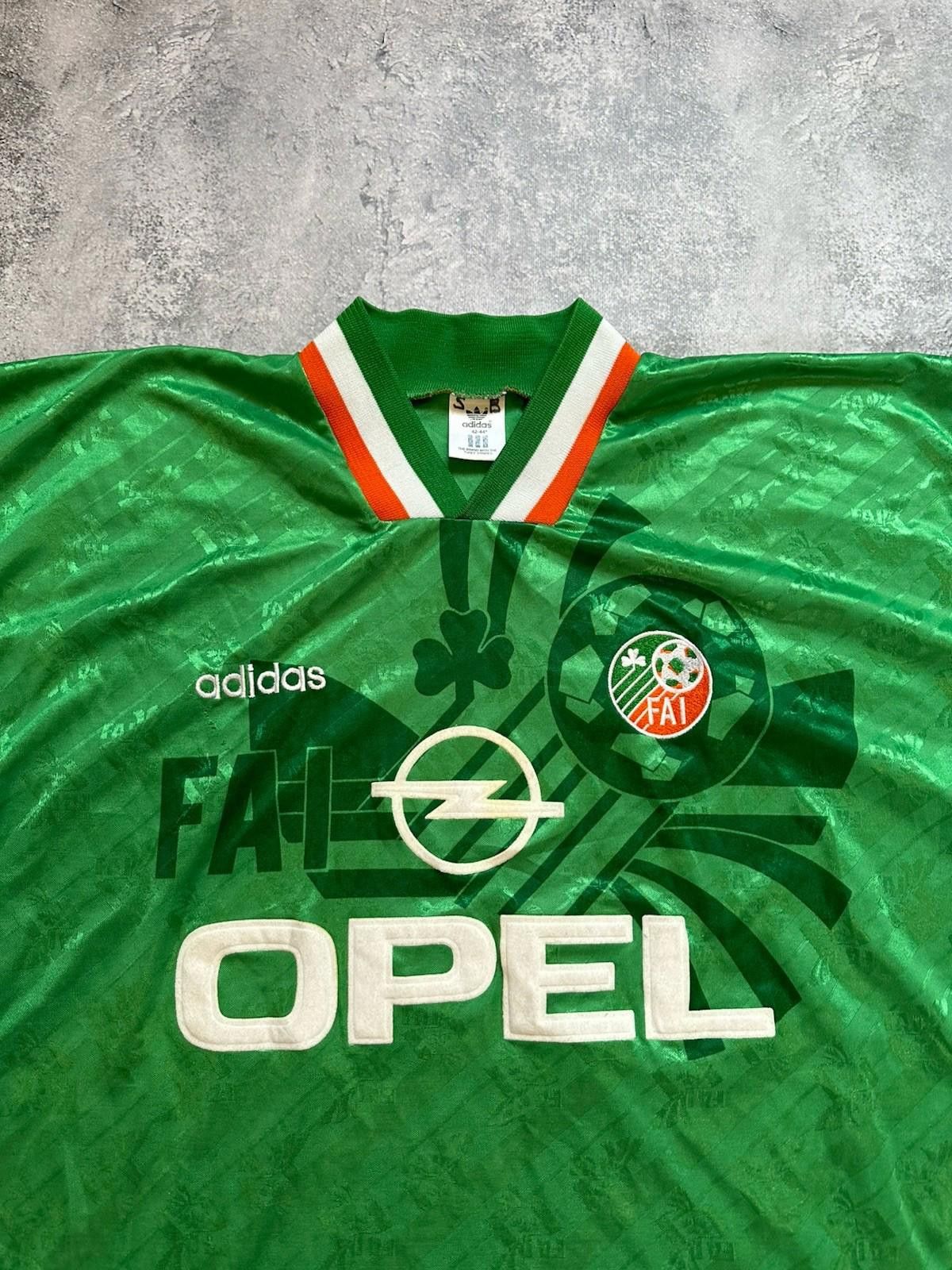 Adidas IRELAND 1994 HOME FOOTBALL SHIRT SOCCER JERSEY ADIDAS 42/44 Size US M / EU 48-50 / 2 - 3 Thumbnail