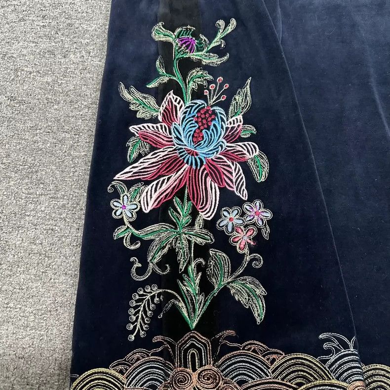 Gucci Gucci Sise M Show style embroidered blue velvet trousers s Size US 32 / EU 48 - 5 Thumbnail